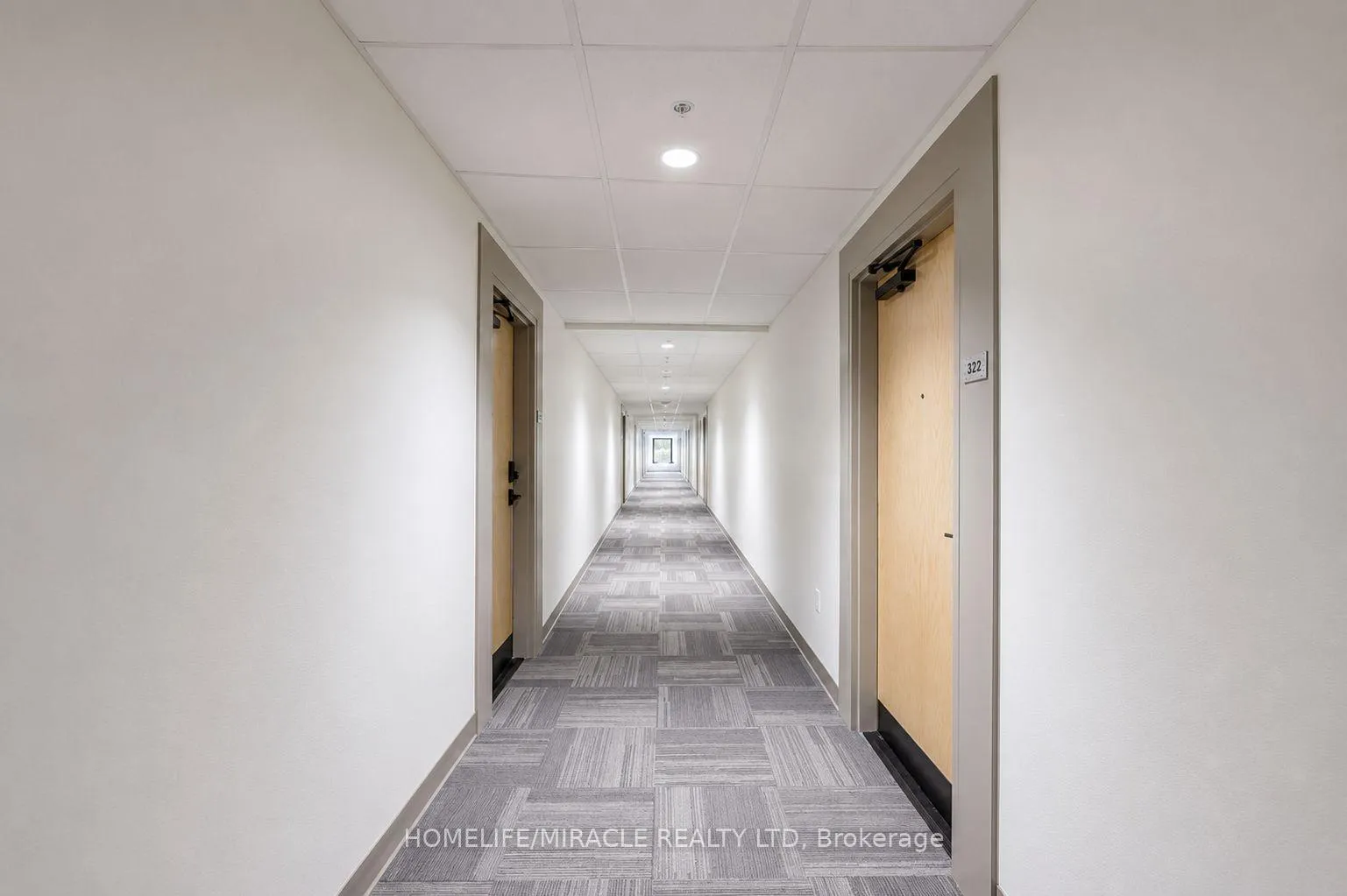 Photo 3 of Unit 322, 121 Mary Street, Clearview, Creemore — HOMEH