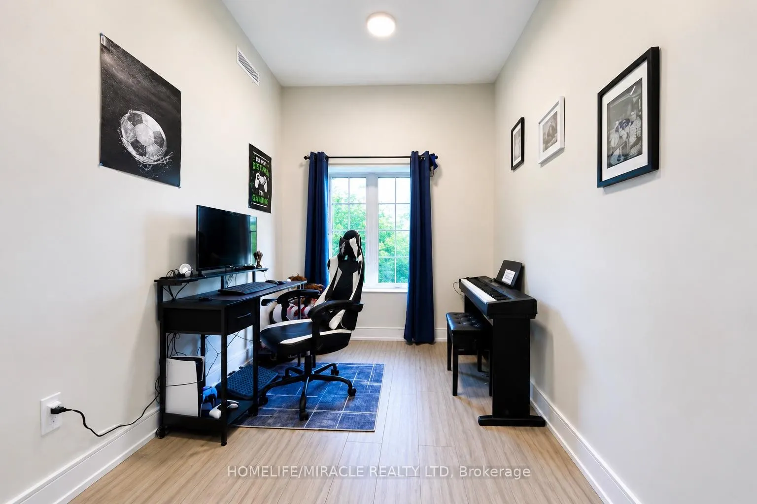 Photo 17 of Unit 322, 121 Mary Street, Clearview, Creemore — HOMEH