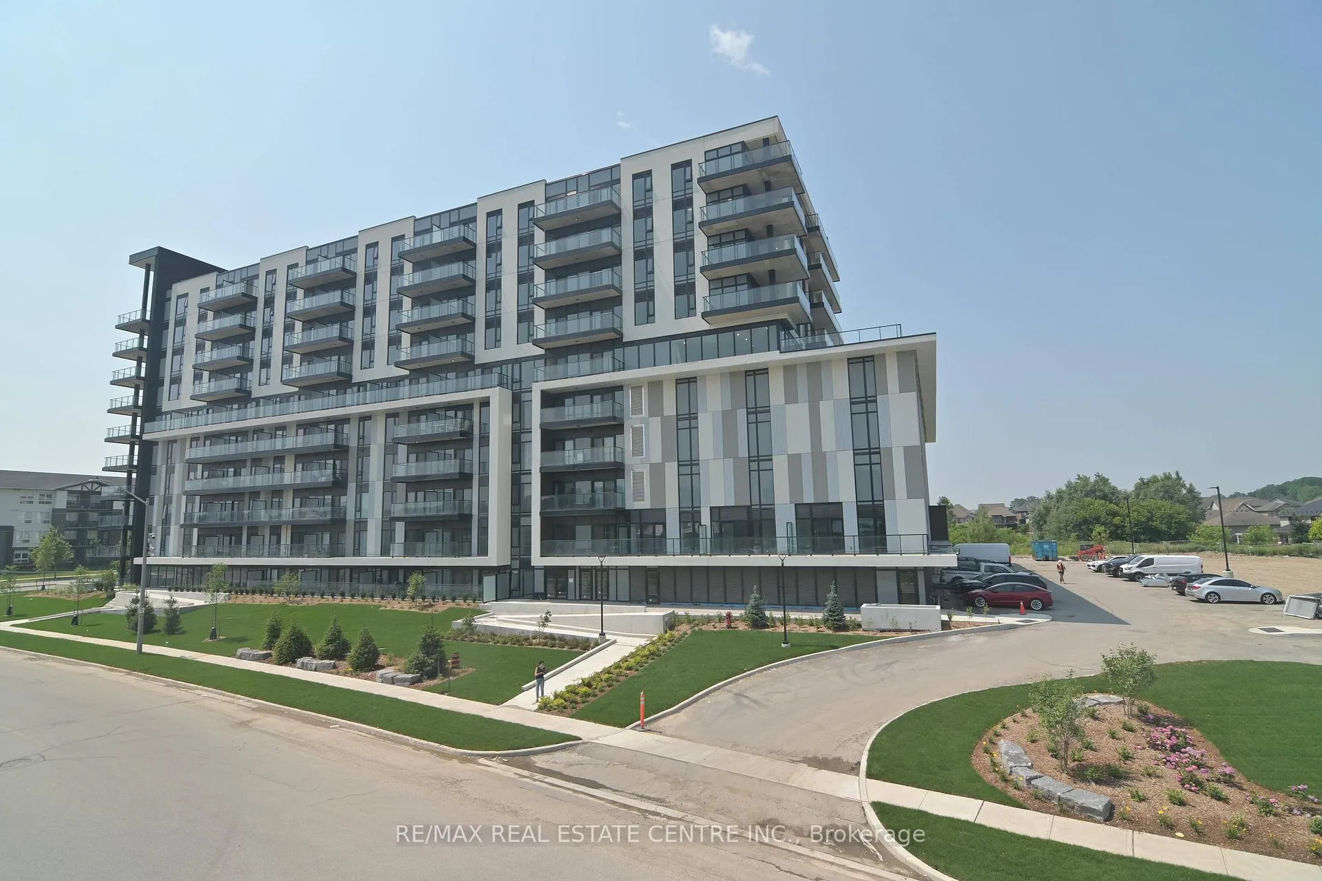Photo 2 of Unit 724, 575 Conklin Road, Brantford, Empire South — HOMEH