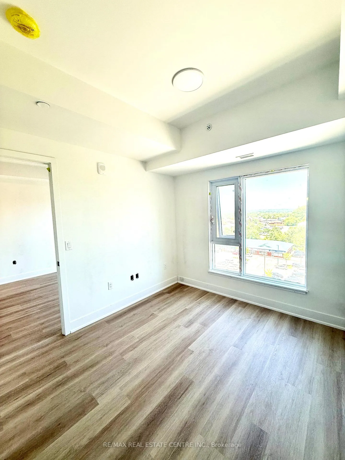 Photo 9 of Unit 724, 575 Conklin Road, Brantford, Empire South — HOMEH