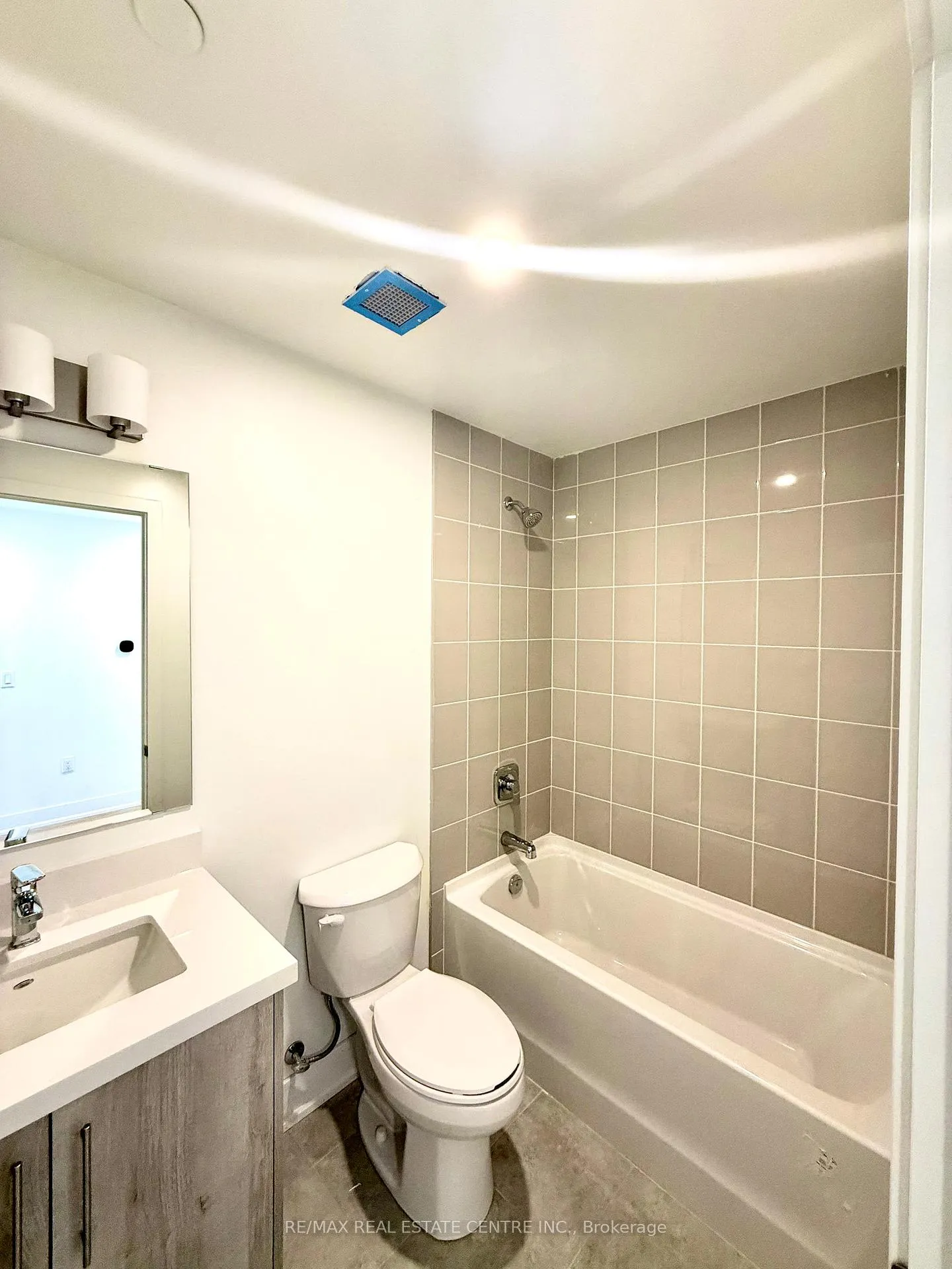 Photo 10 of Unit 724, 575 Conklin Road, Brantford, Empire South — HOMEH