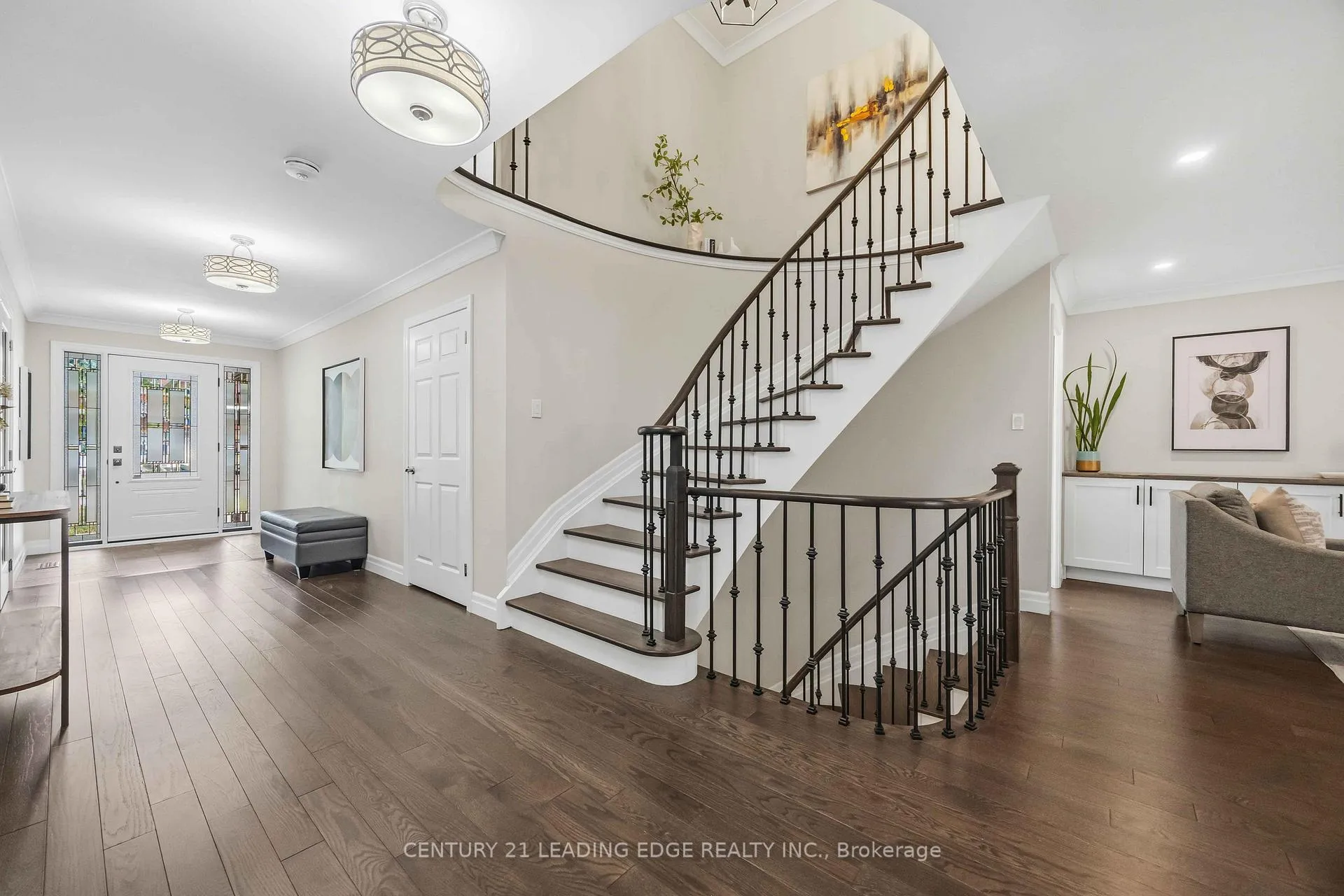 Photo 5 of 55 McCarty Crescent, Markham, Markham Village — HOMEH
