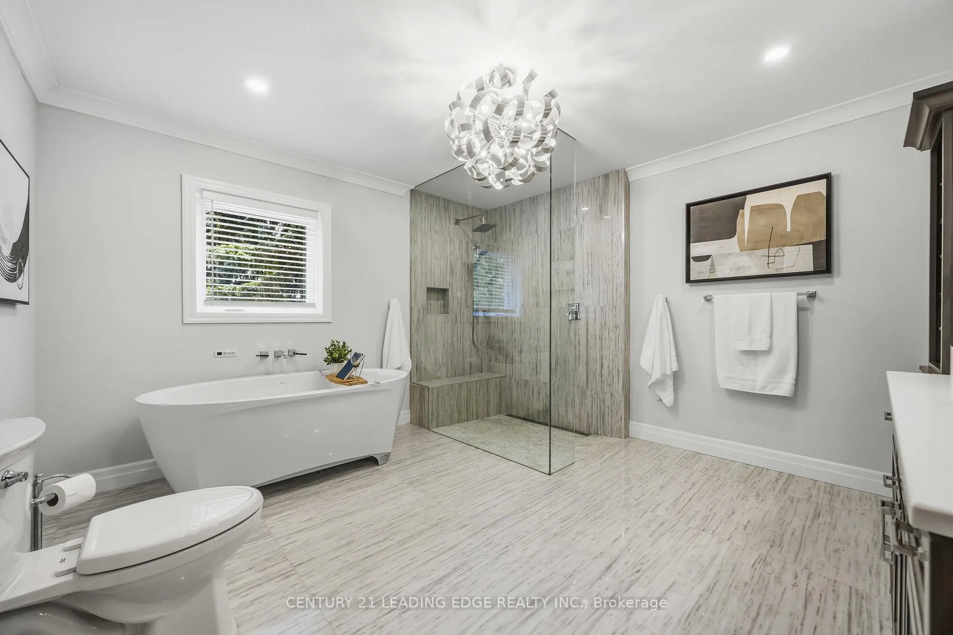Photo 24 of 55 McCarty Crescent, Markham, Markham Village — HOMEH