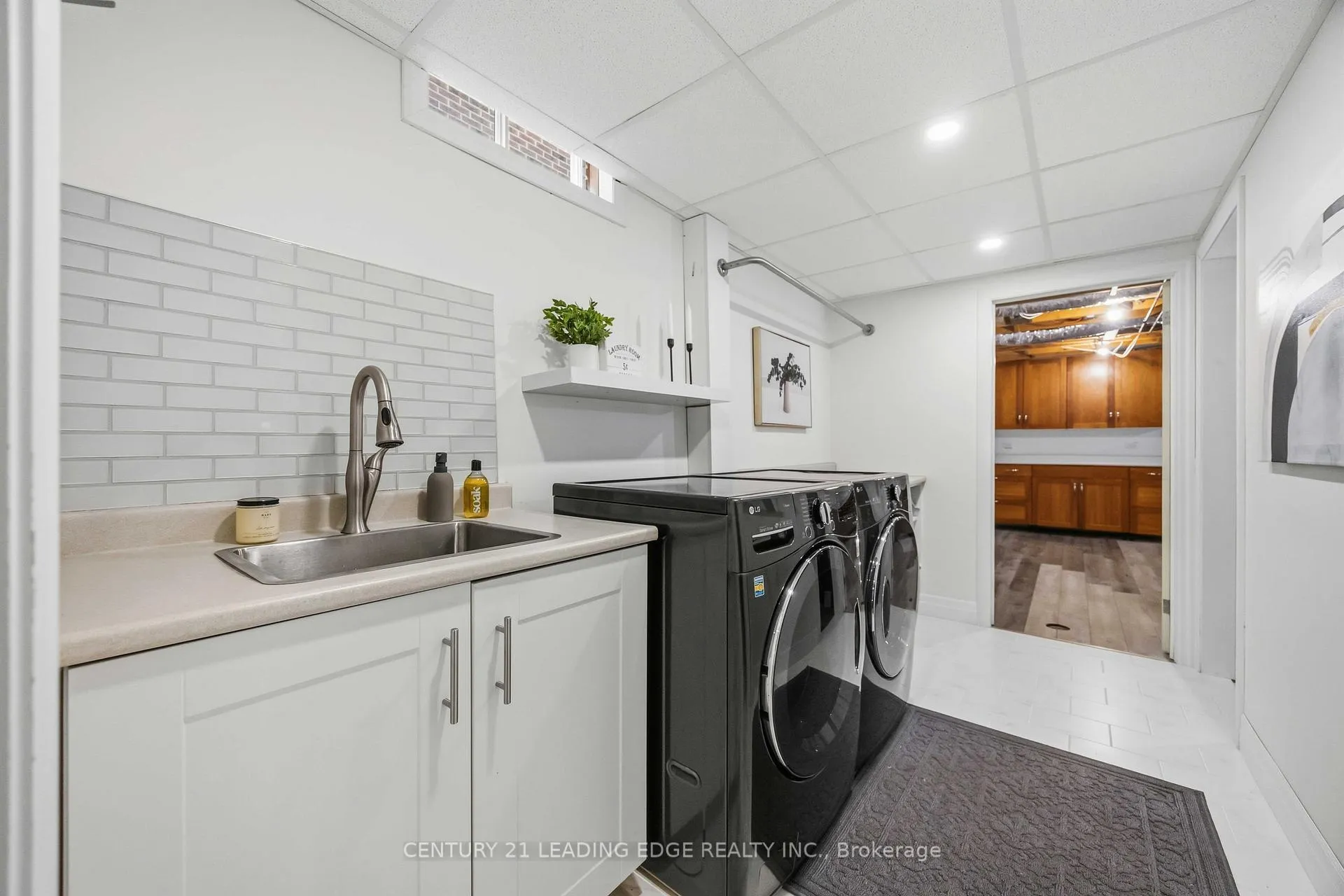 Photo 40 of 55 McCarty Crescent, Markham, Markham Village — HOMEH