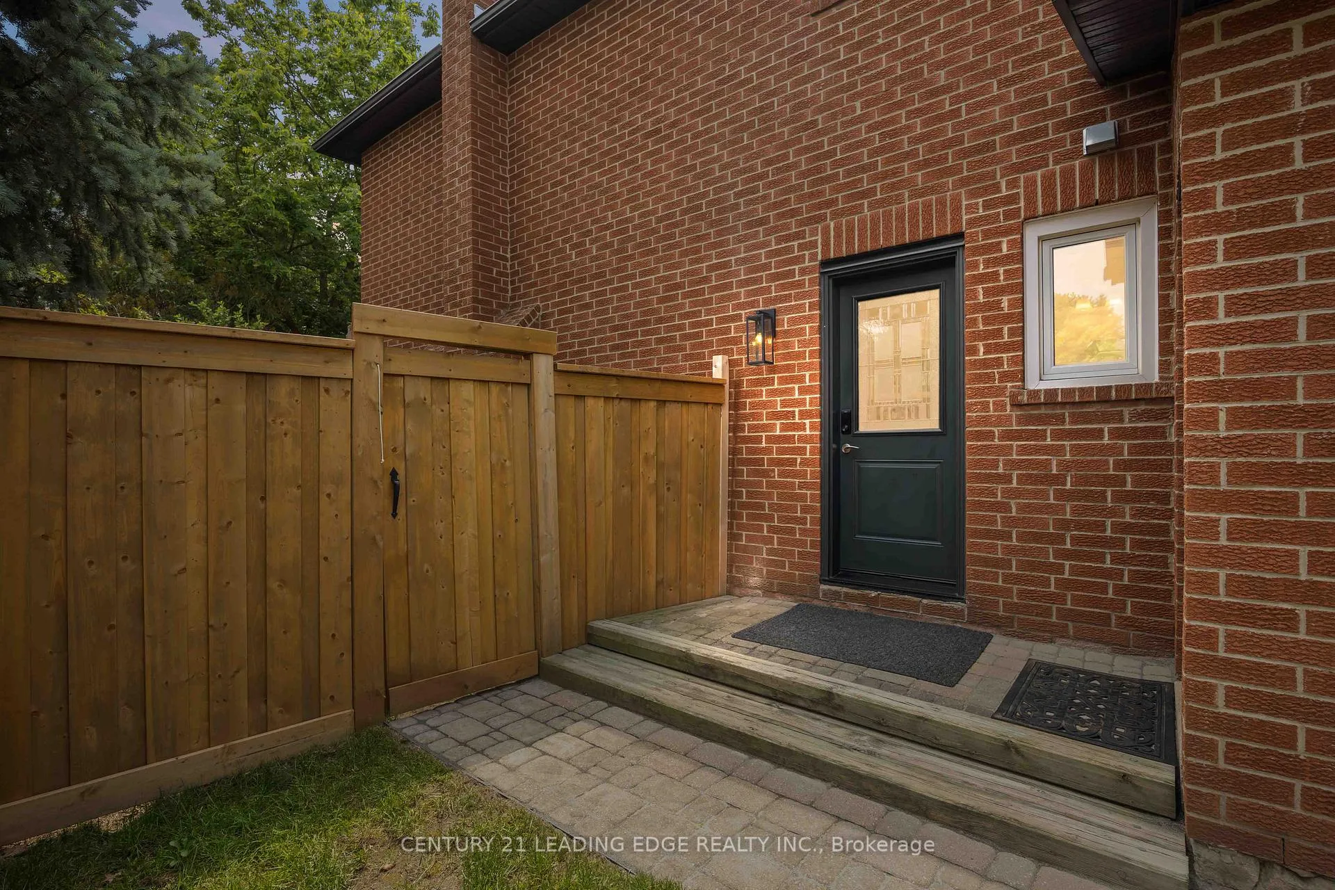 Photo 42 of 55 McCarty Crescent, Markham, Markham Village — HOMEH
