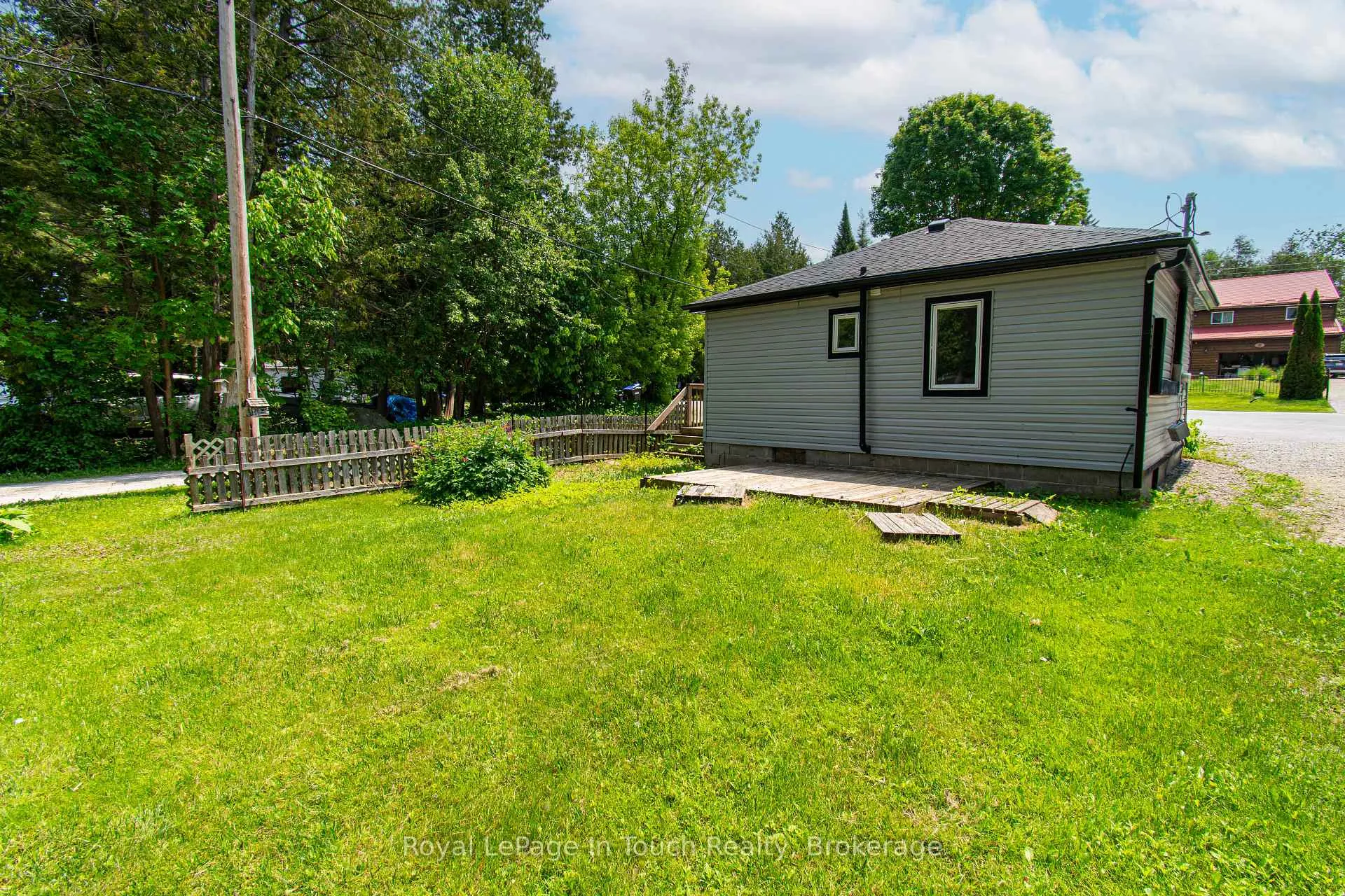 Photo 3 of 78 King Rd, Tay, Waubaushene — HOMEH