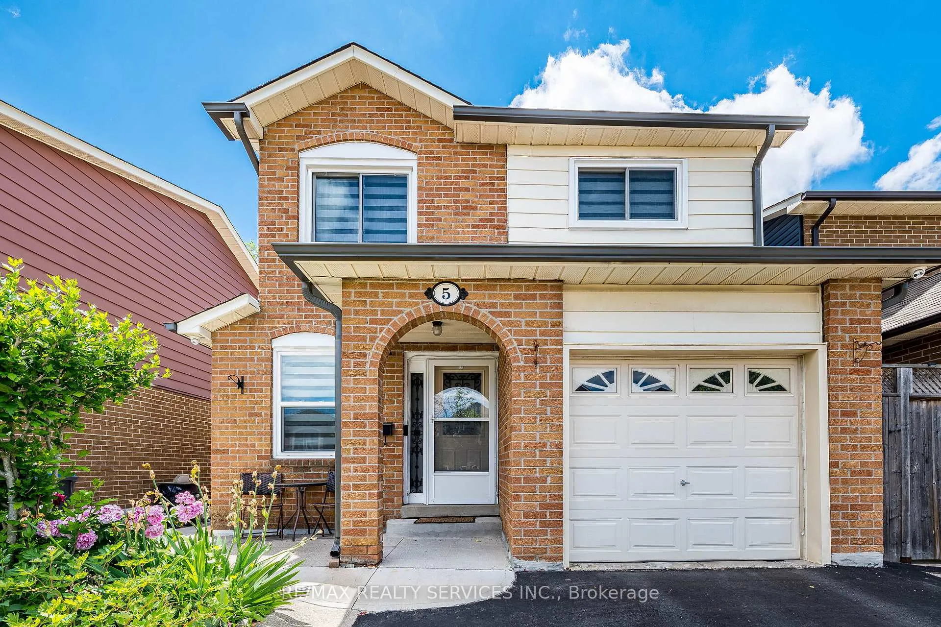 Photo 4 of 5 Wikander Way, Brampton, Madoc — HOMEH
