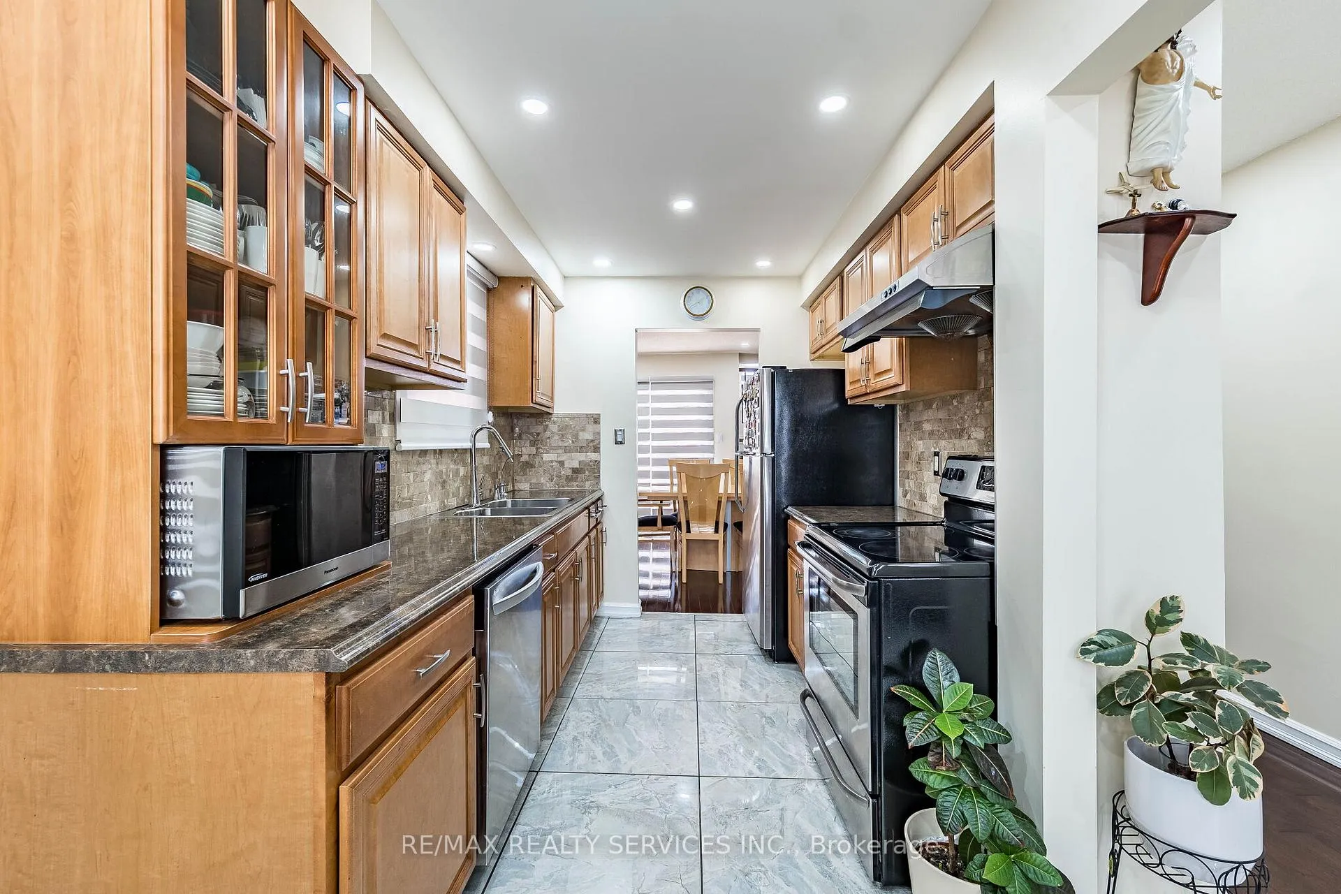 Photo 10 of 5 Wikander Way, Brampton, Madoc — HOMEH