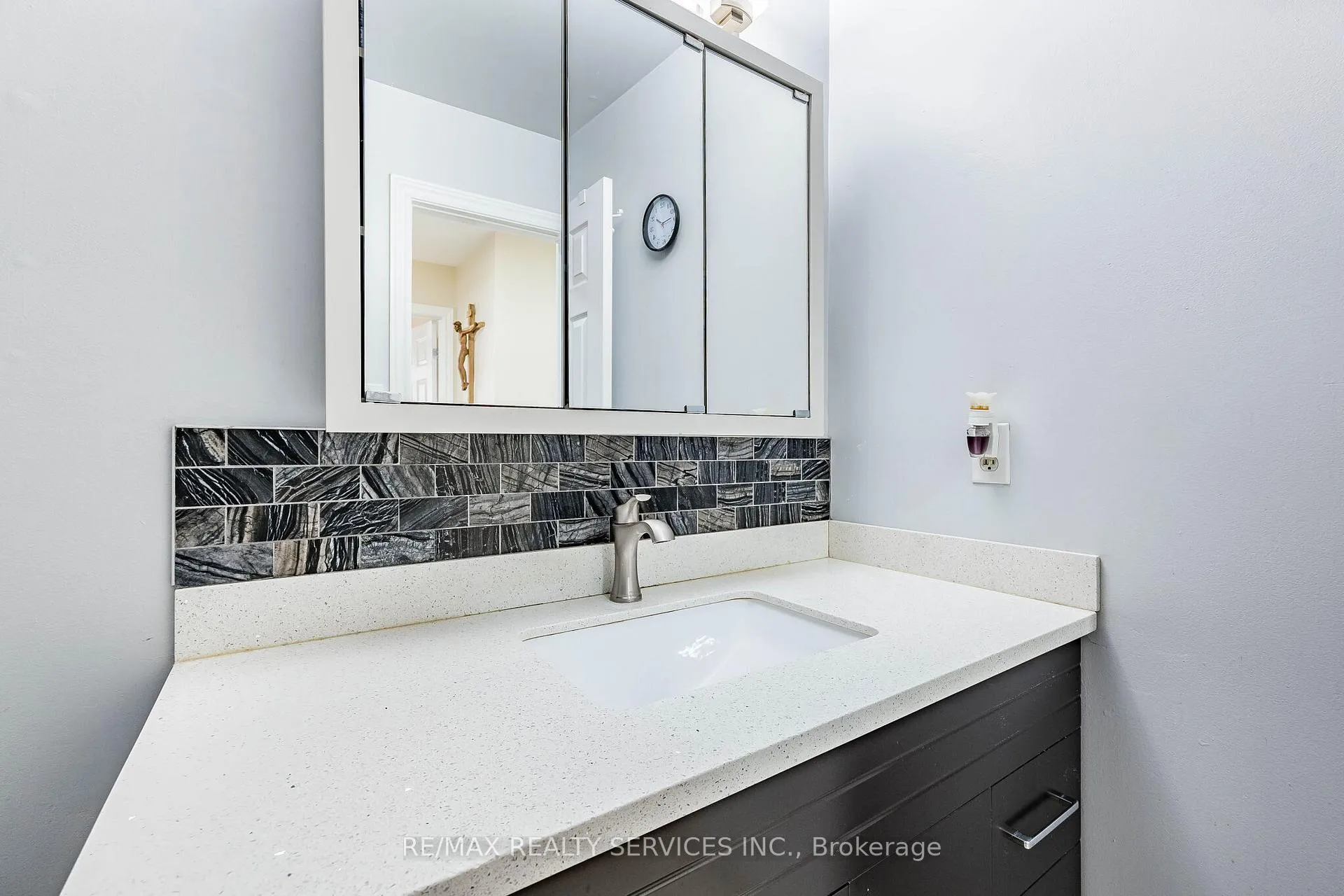 Photo 29 of 5 Wikander Way, Brampton, Madoc — HOMEH
