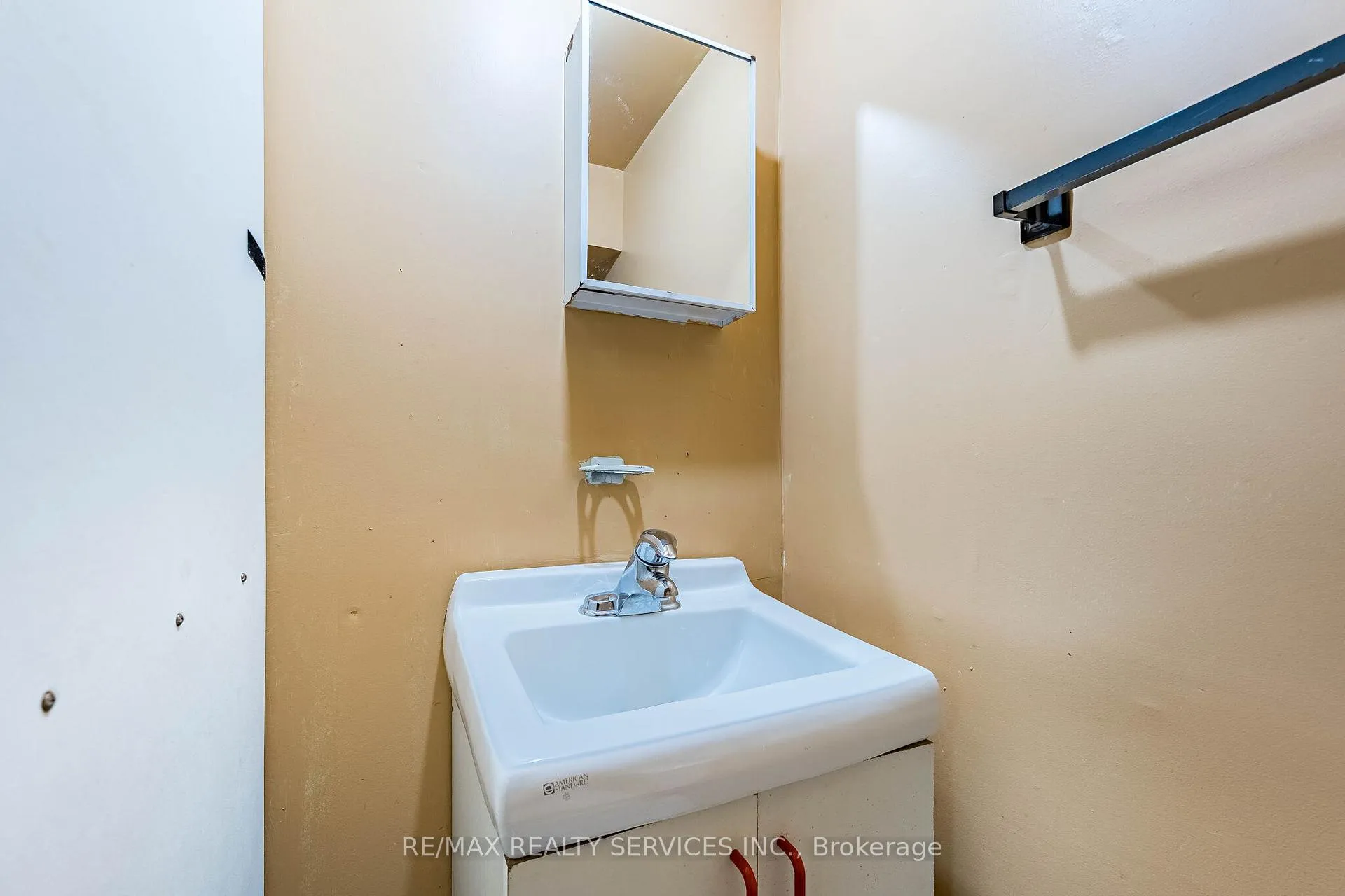 Photo 43 of 5 Wikander Way, Brampton, Madoc — HOMEH