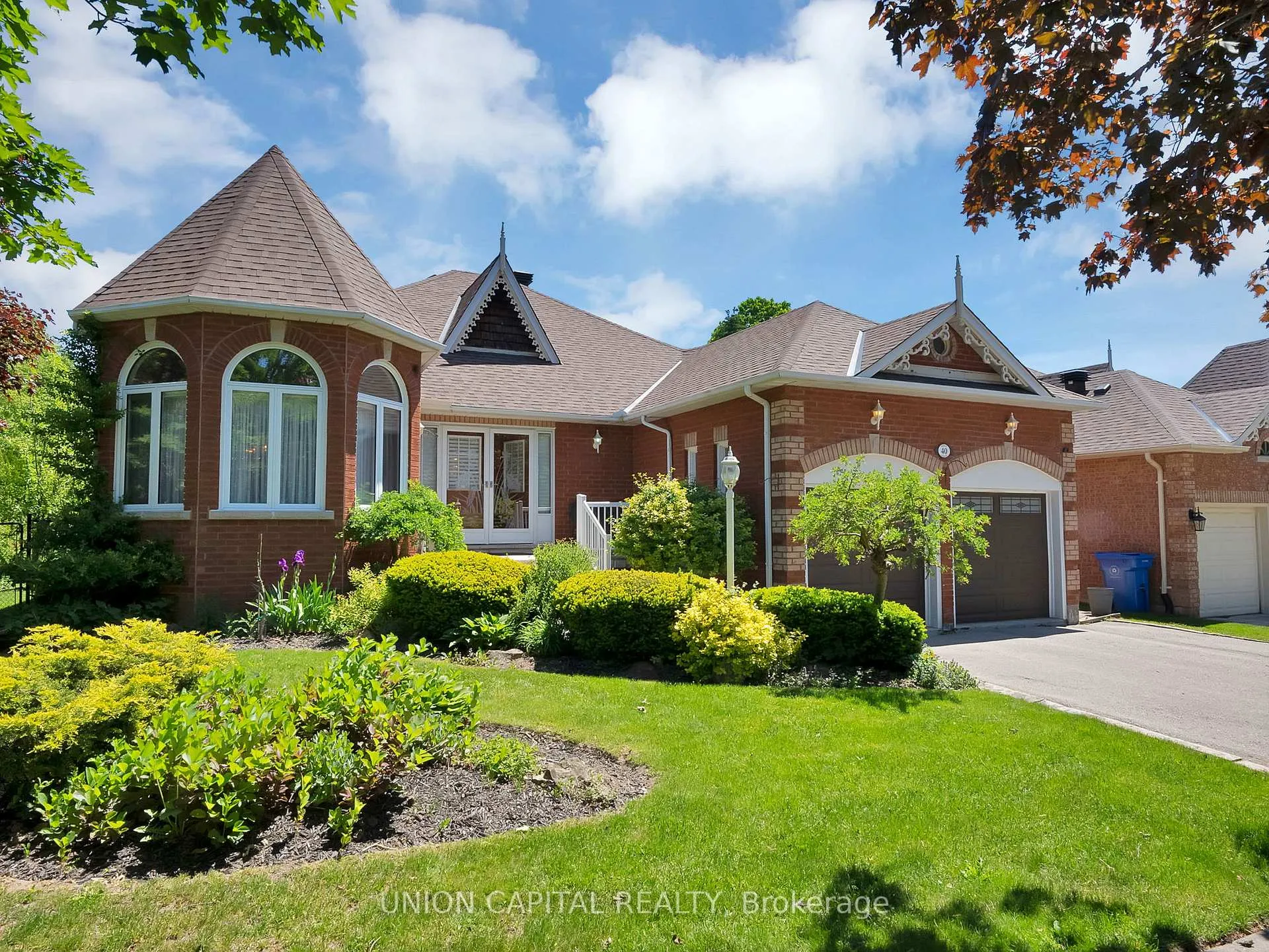 Photo 1 of 40 Sisman Avenue, Aurora, Aurora Highlands — HOMEH