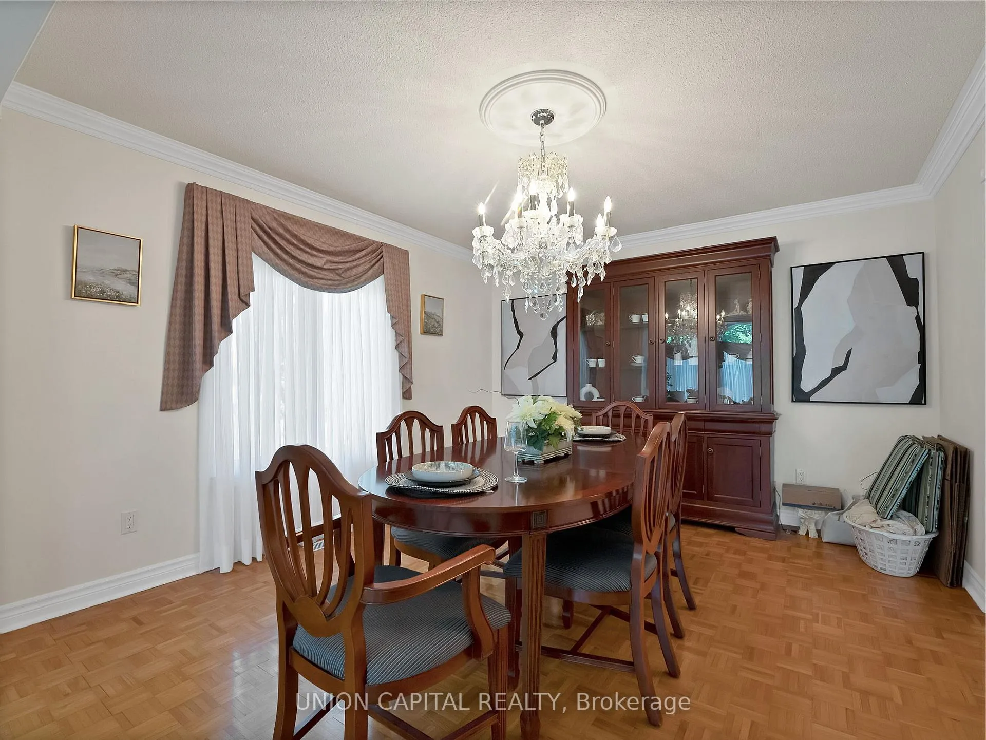 Photo 9 of 40 Sisman Avenue, Aurora, Aurora Highlands — HOMEH