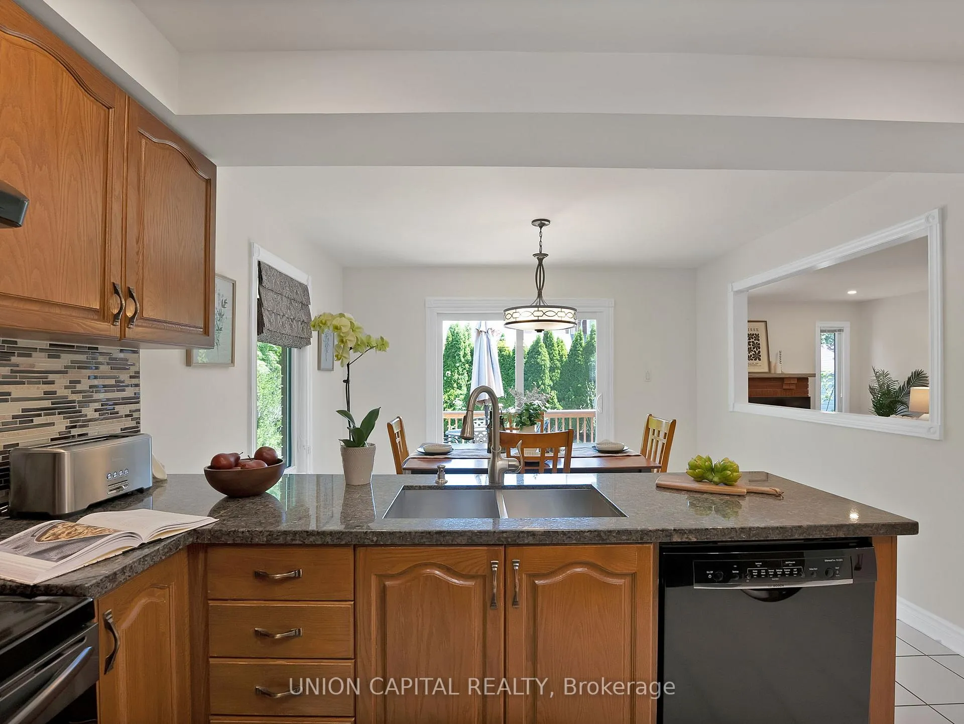 Photo 17 of 40 Sisman Avenue, Aurora, Aurora Highlands — HOMEH