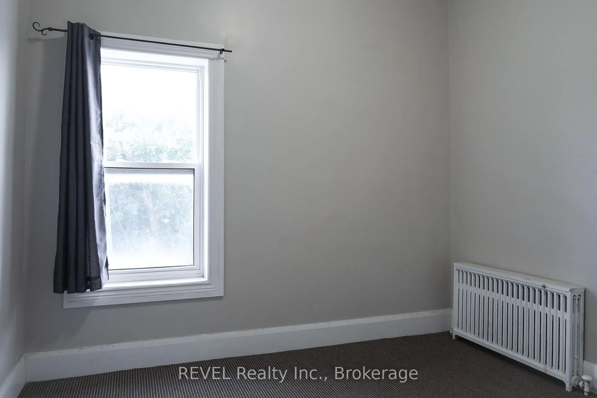 Photo 4 of Unit 2, 18 Clairmont Street, Thorold, Thorold Downtown — HOMEH