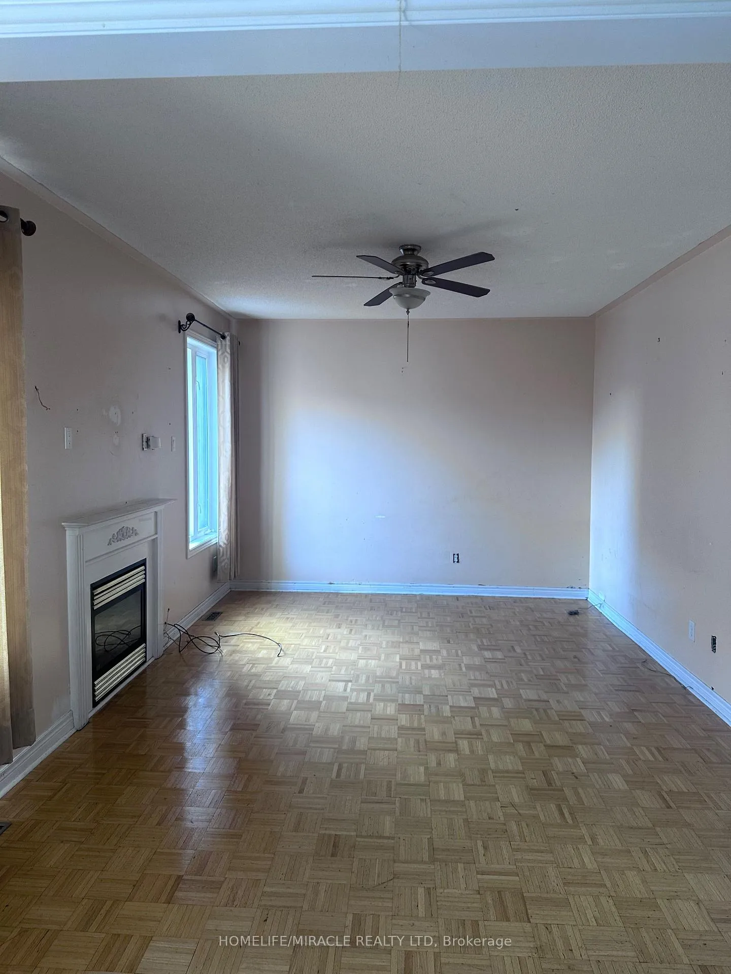 Photo 2 of 316 Mountainash Road W, Brampton, Sandringham-Wellington — HOMEH