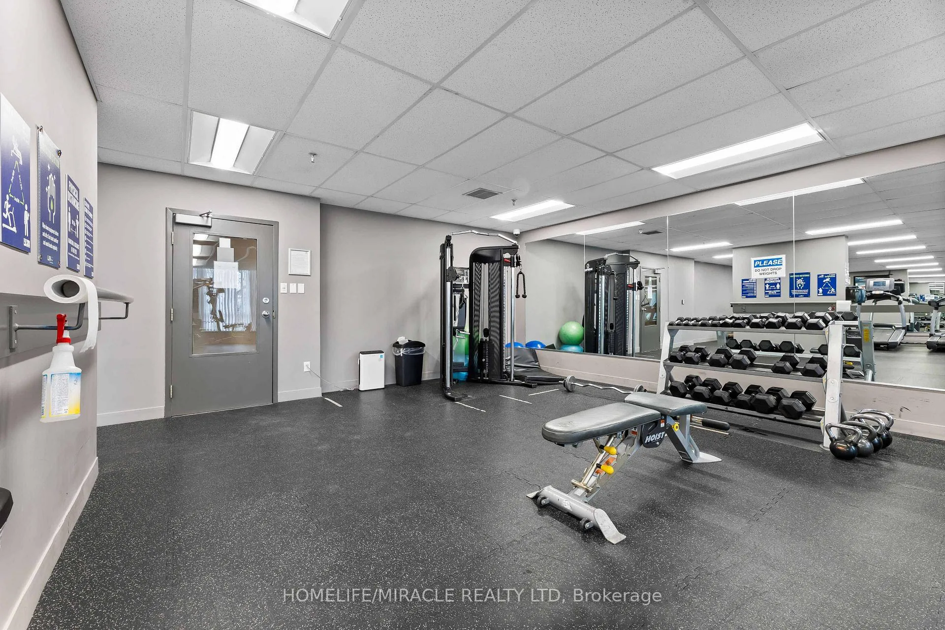 Photo 5 of Unit 405, 5 Rowntree Road, Etobicoke, Mount Olive-Silverstone-Jamestown — HOMEH