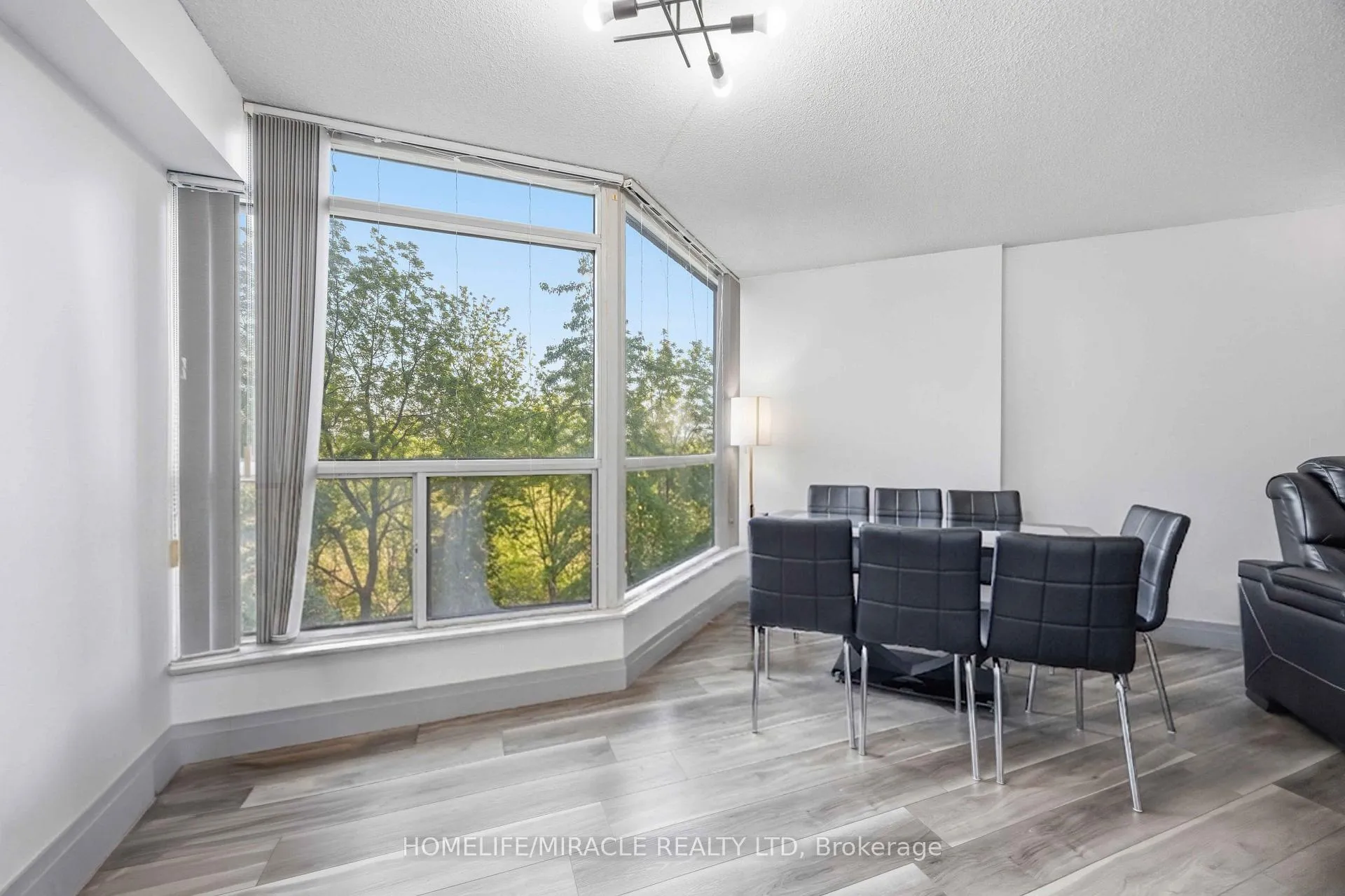 Photo 16 of Unit 405, 5 Rowntree Road, Etobicoke, Mount Olive-Silverstone-Jamestown — HOMEH