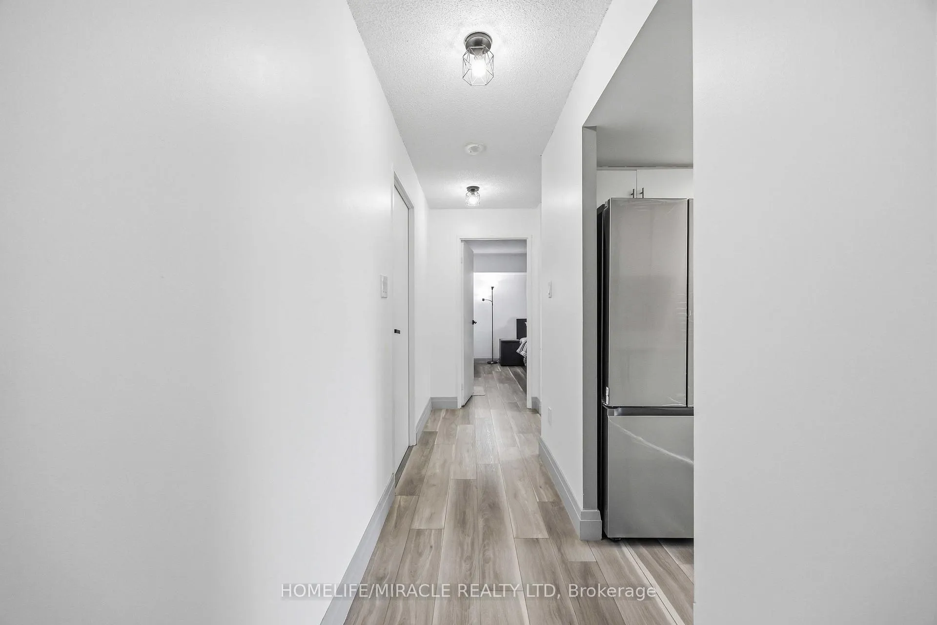 Photo 23 of Unit 405, 5 Rowntree Road, Etobicoke, Mount Olive-Silverstone-Jamestown — HOMEH