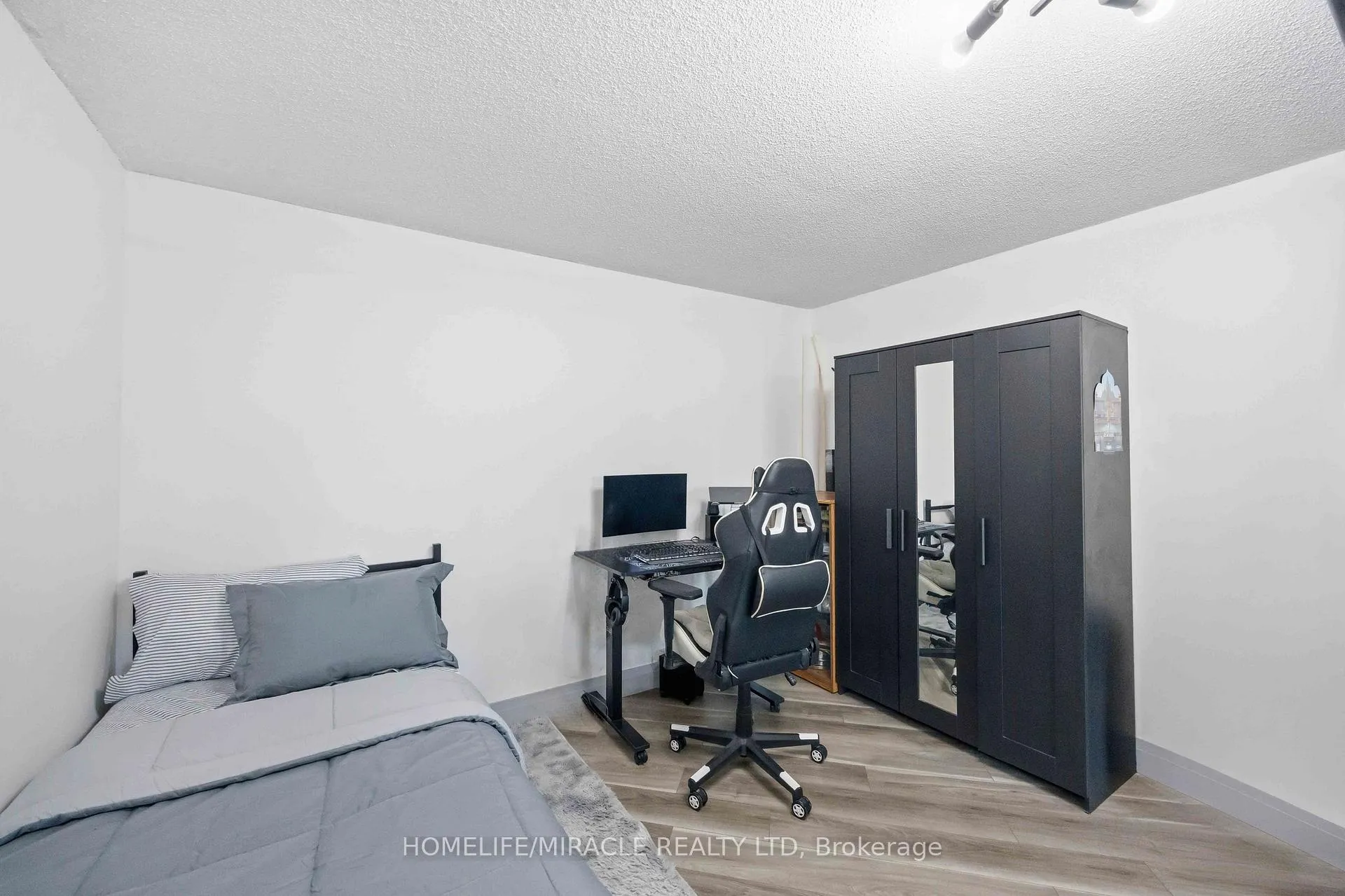 Photo 25 of Unit 405, 5 Rowntree Road, Etobicoke, Mount Olive-Silverstone-Jamestown — HOMEH