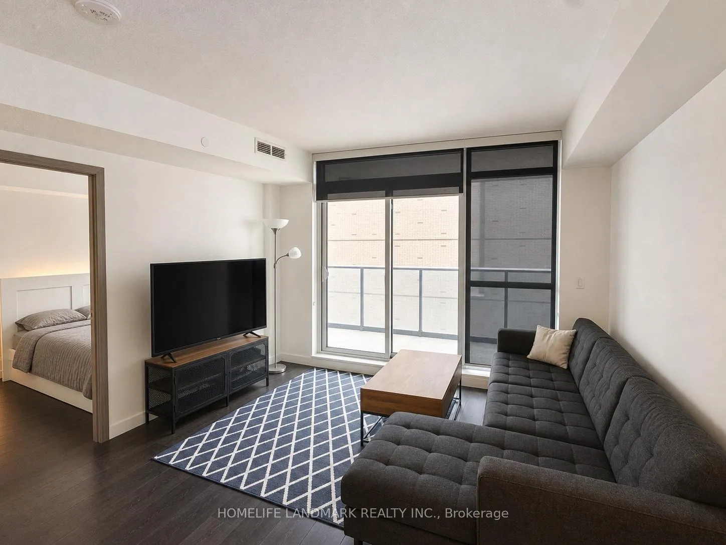 Photo 3 of Unit 803, 38 Widmer Street, Toronto, Waterfront Communities — HOMEH