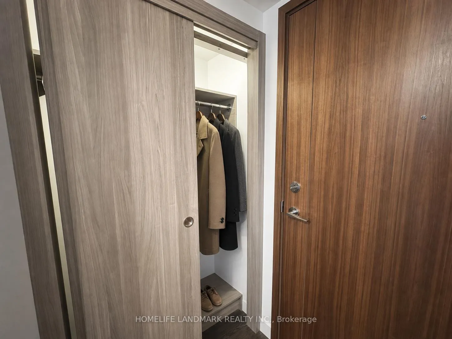 Photo 8 of Unit 803, 38 Widmer Street, Toronto, Waterfront Communities — HOMEH