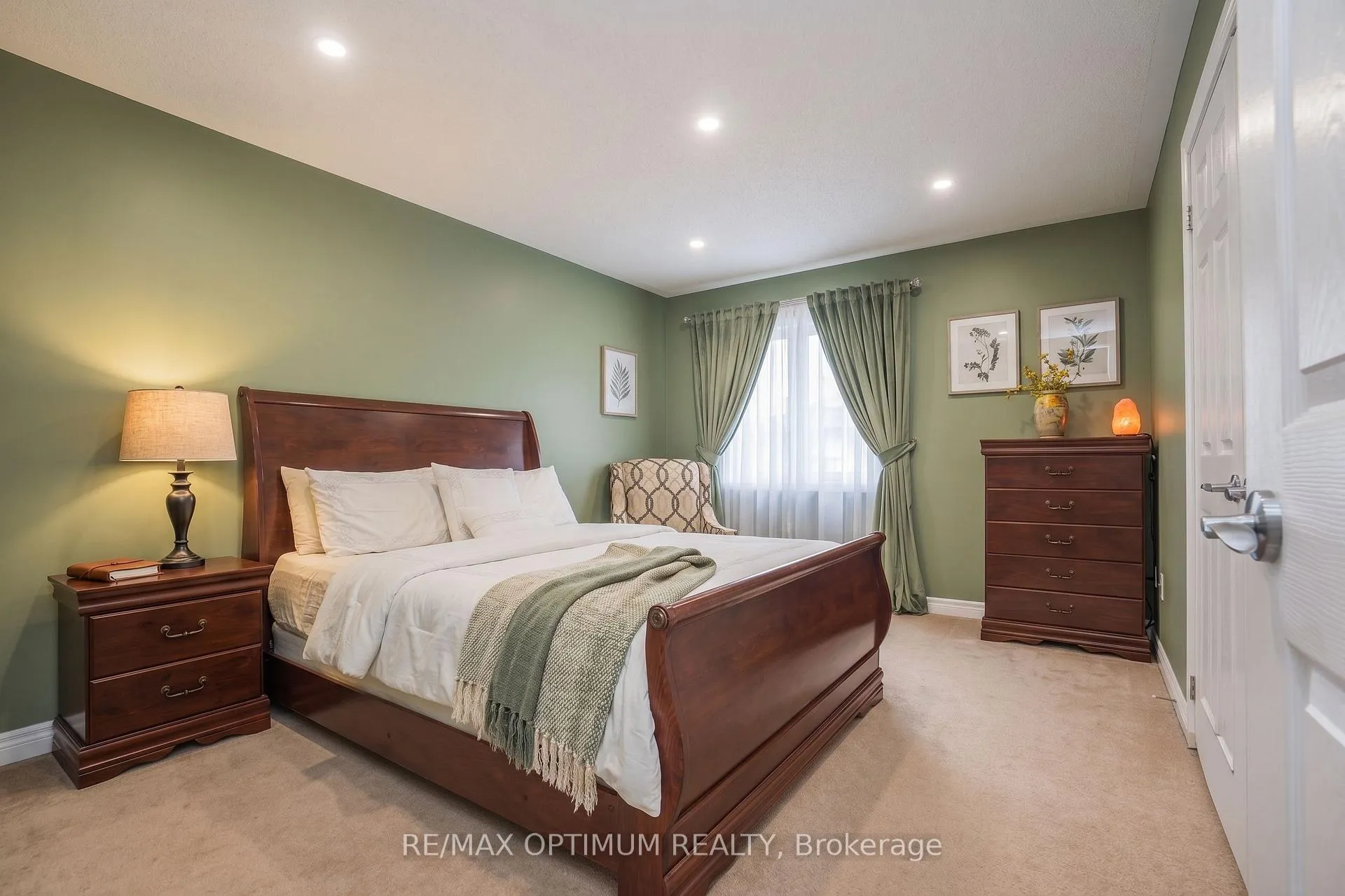 Photo 28 of 9 Ballyhaise Crescent, Brampton, Credit Valley — HOMEH