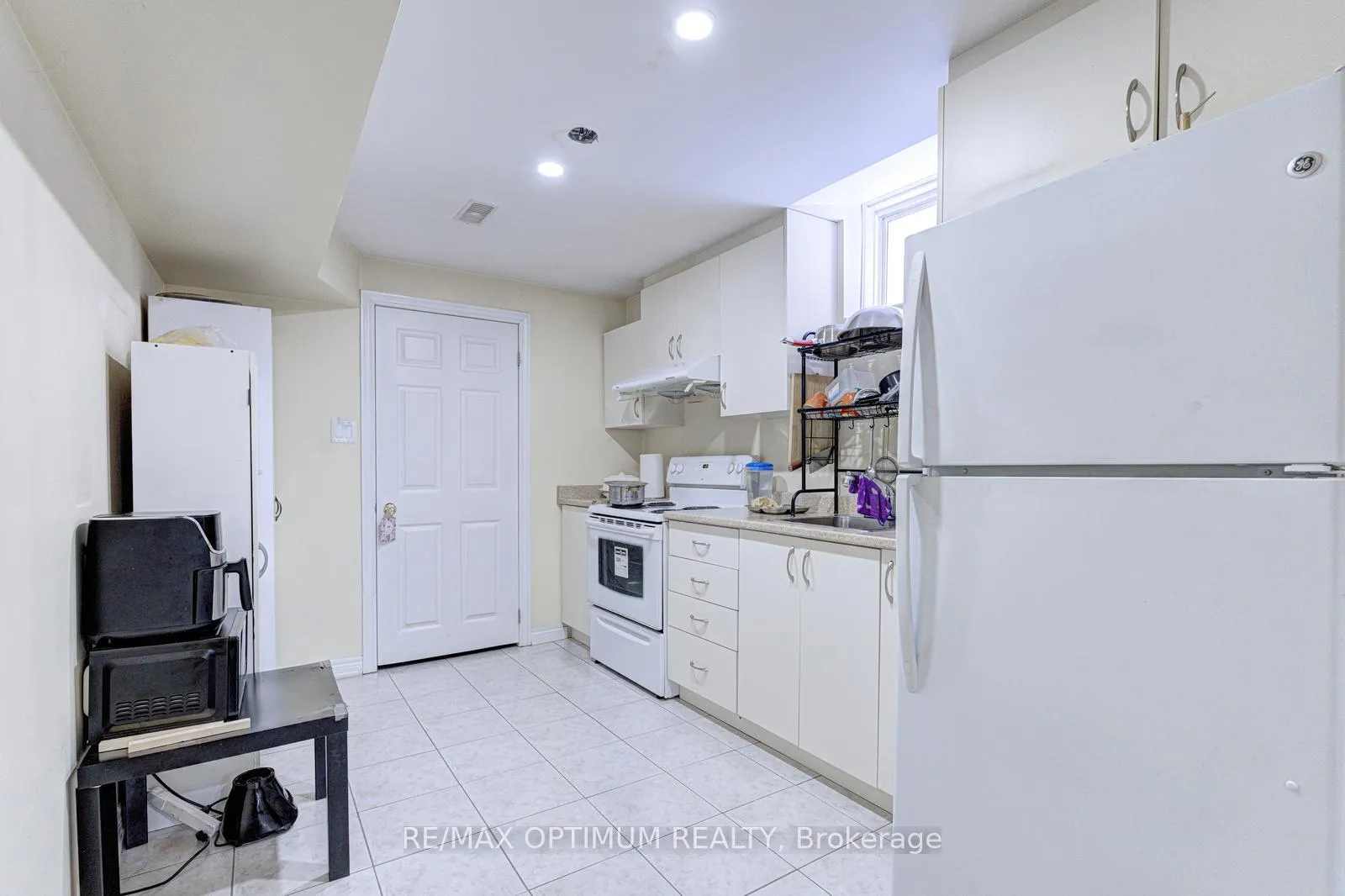 Photo 37 of 9 Ballyhaise Crescent, Brampton, Credit Valley — HOMEH