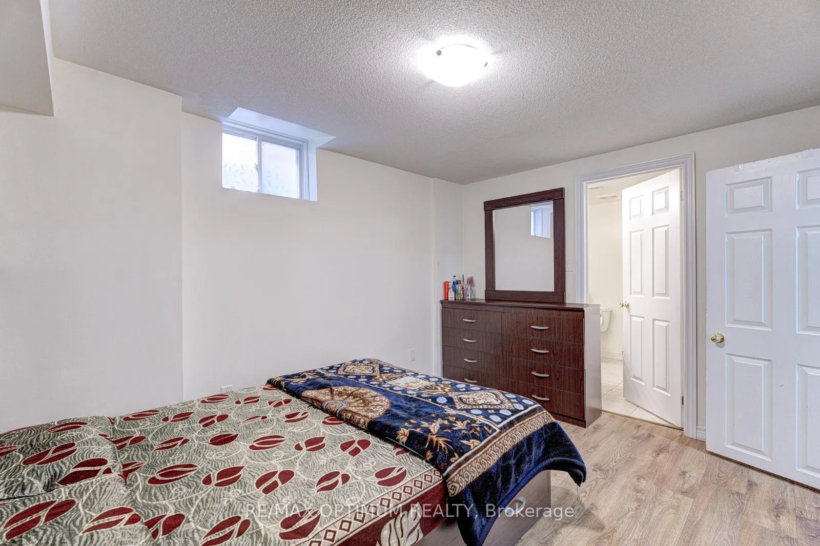 Photo 39 of 9 Ballyhaise Crescent, Brampton, Credit Valley — HOMEH