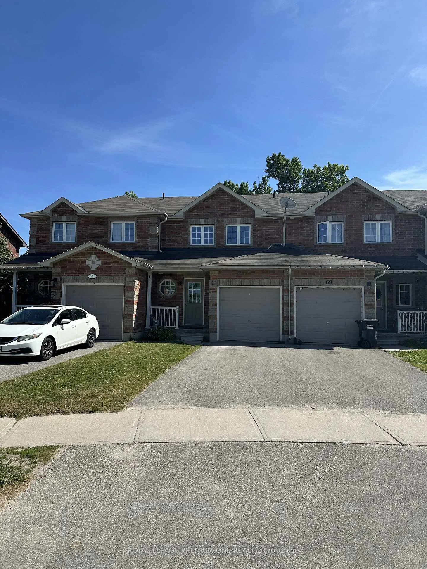 Photo 1 of 71 Sydenham Wells, Barrie, Georgian Drive — HOMEH