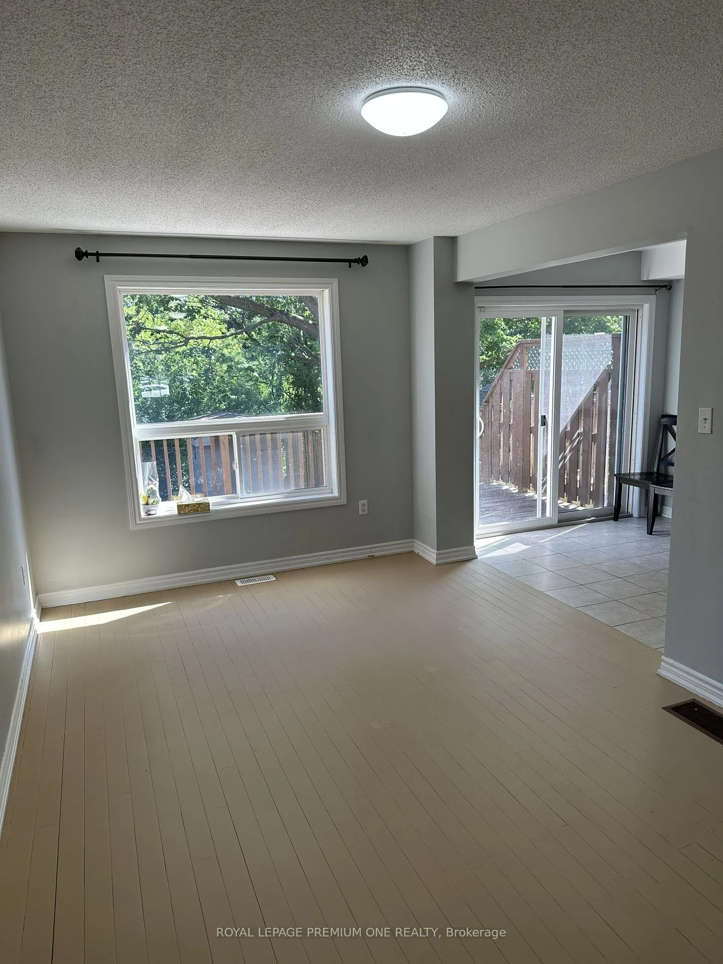 Photo 8 of 71 Sydenham Wells, Barrie, Georgian Drive — HOMEH
