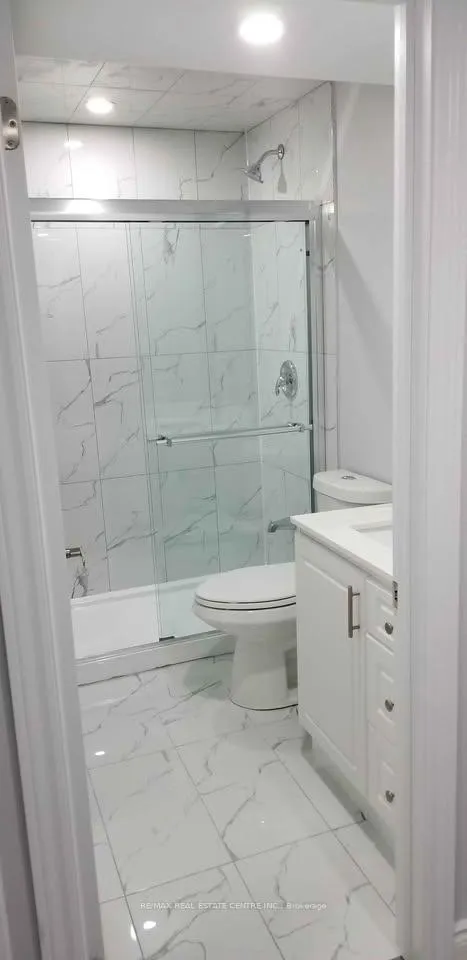 Photo 6 of Unit BSMT, 3 Upperlinks Drive, Brampton, Bram East — HOMEH