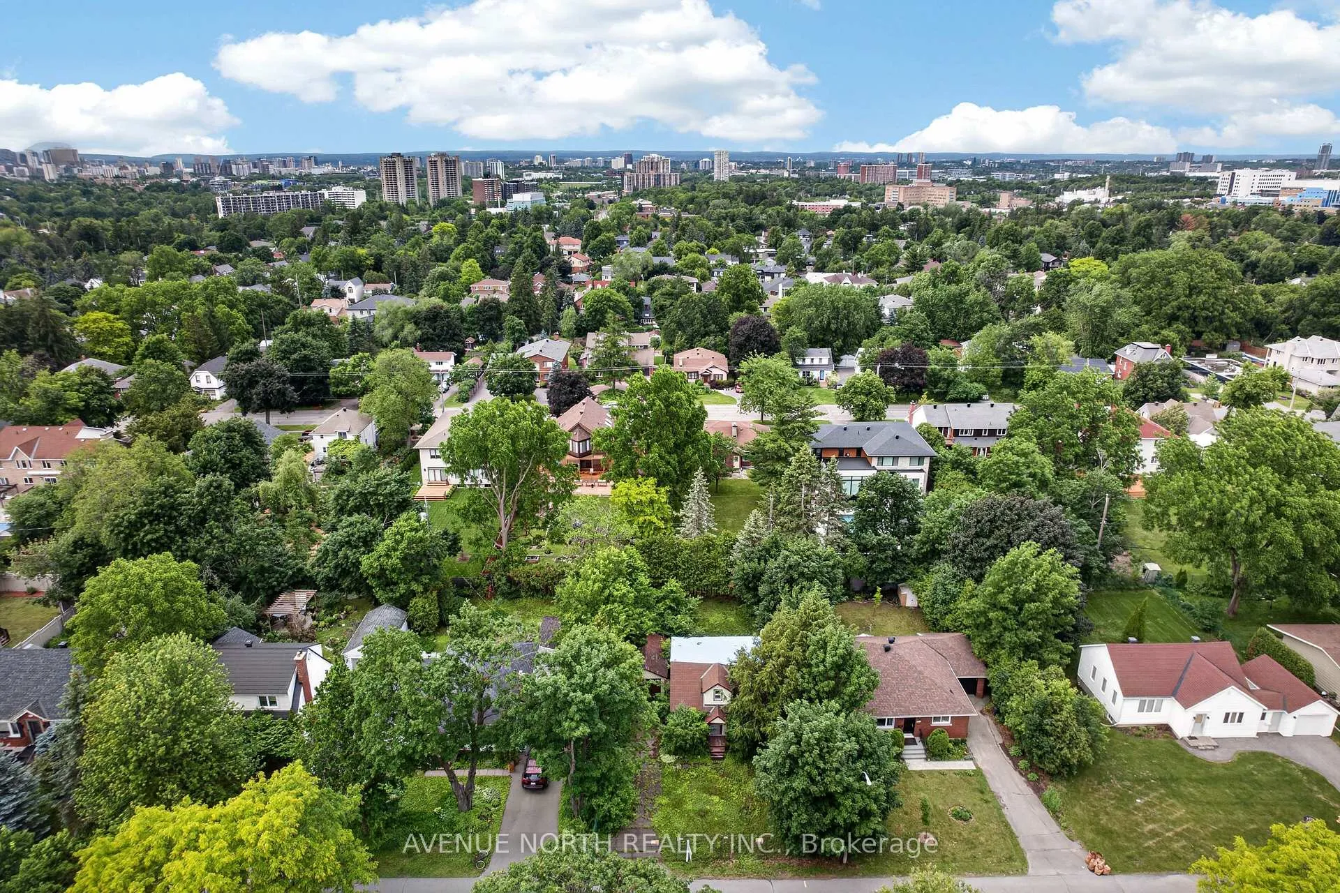 Photo 6 of 305 Mountbatten Avenue, Ottawa, Alta Vista/Faircrest Heights — HOMEH