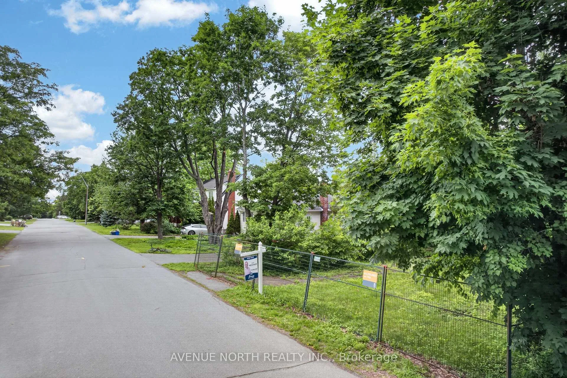 Photo 14 of 305 Mountbatten Avenue, Ottawa, Alta Vista/Faircrest Heights — HOMEH