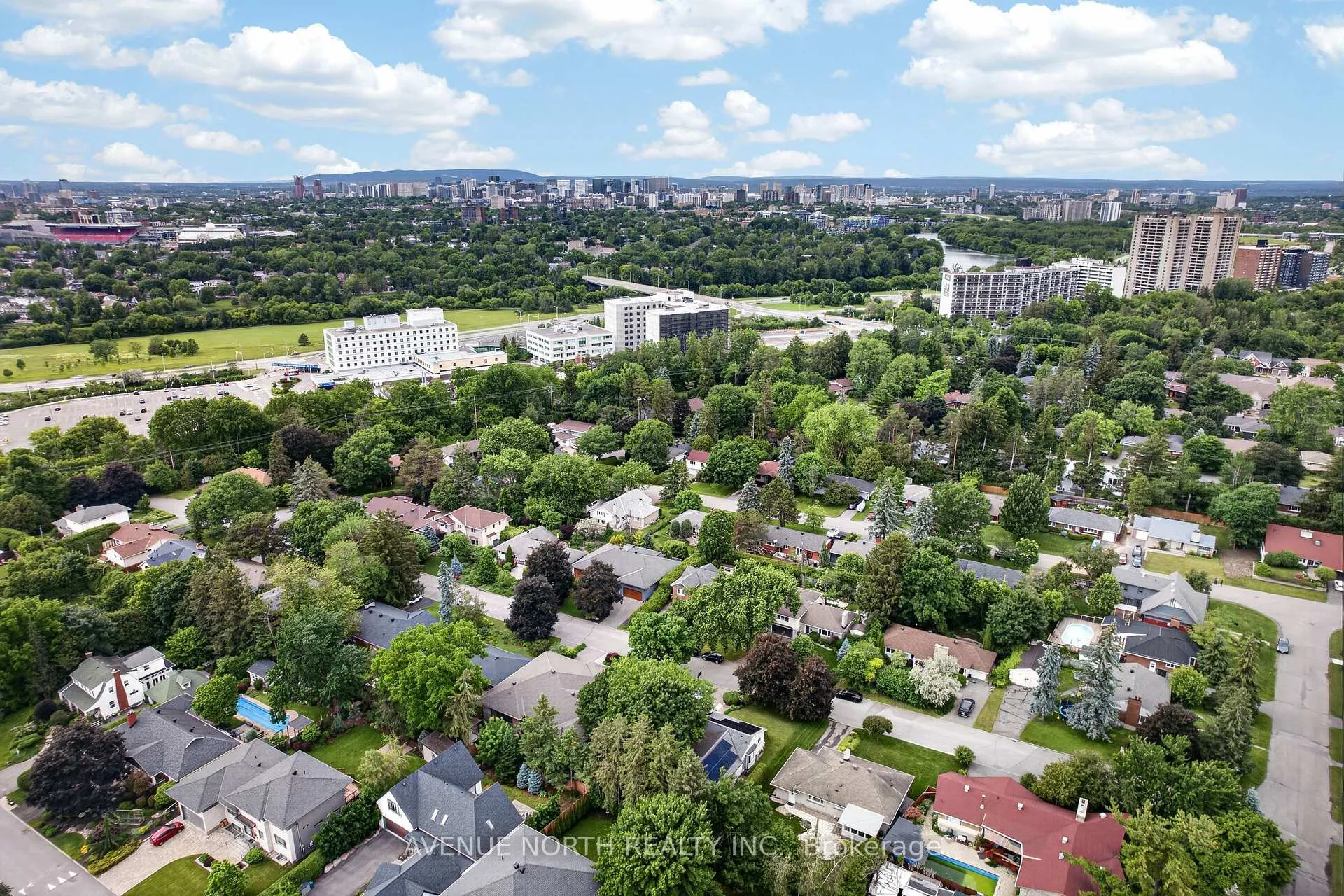Photo 23 of 305 Mountbatten Avenue, Ottawa, Alta Vista/Faircrest Heights — HOMEH