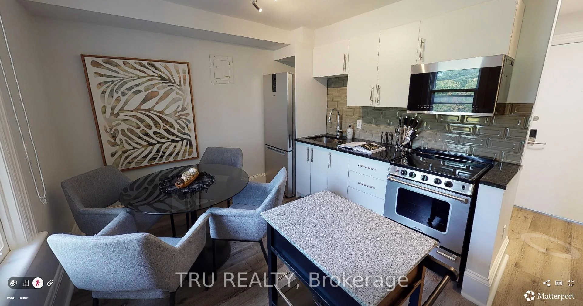 Photo 9 of 360 Friel Street, Ottawa, Sandy Hill — HOMEH