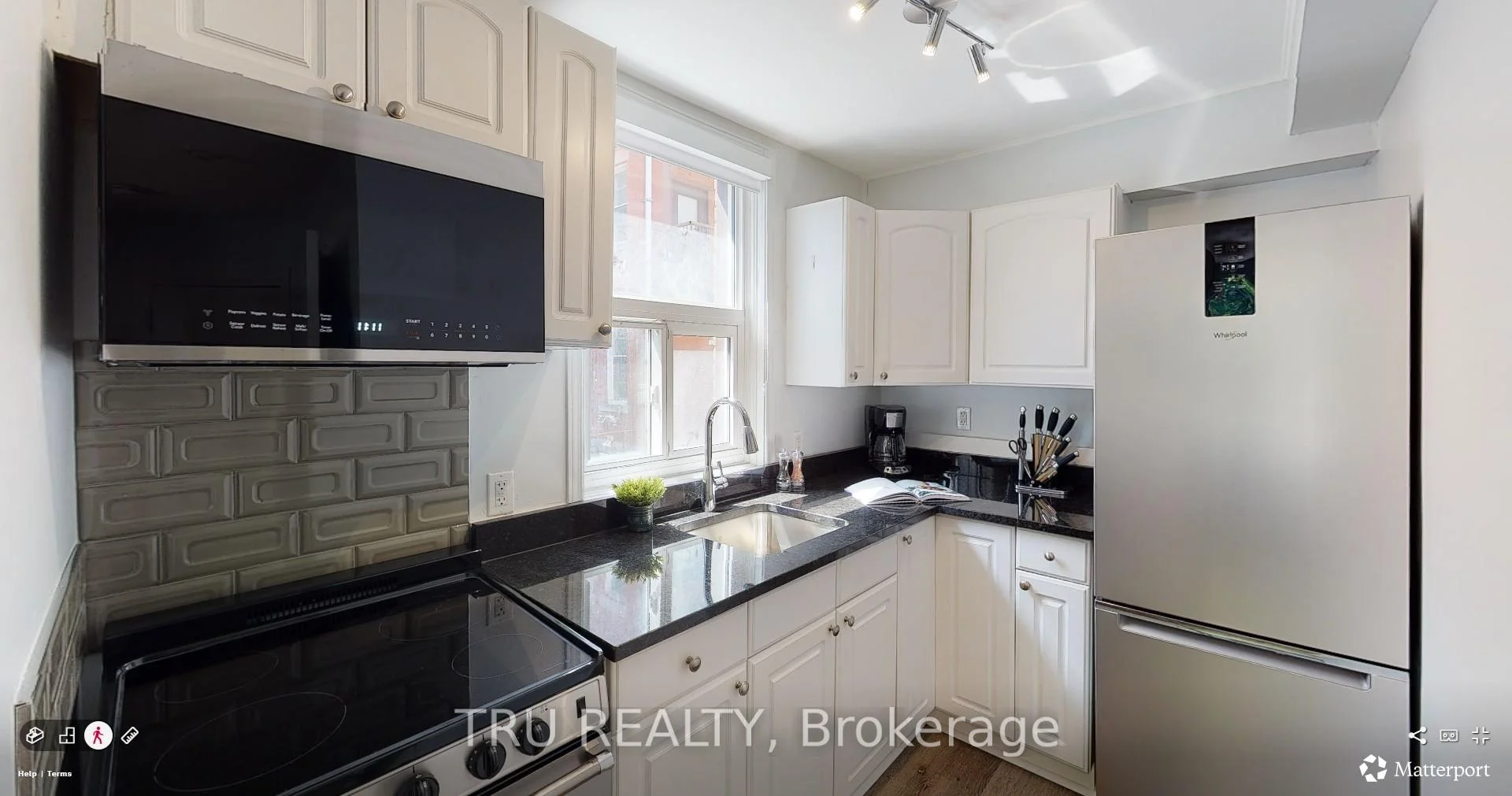 Photo 10 of 360 Friel Street, Ottawa, Sandy Hill — HOMEH