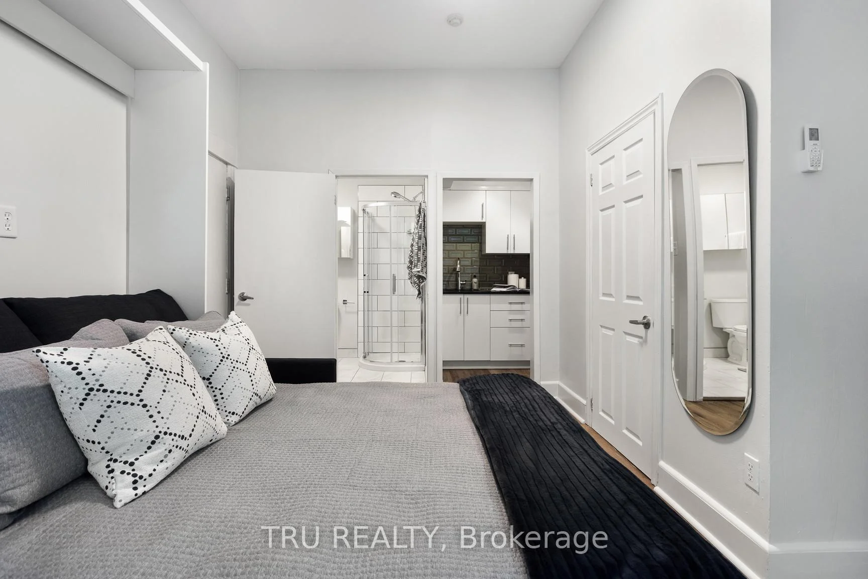 Photo 14 of 360 Friel Street, Ottawa, Sandy Hill — HOMEH