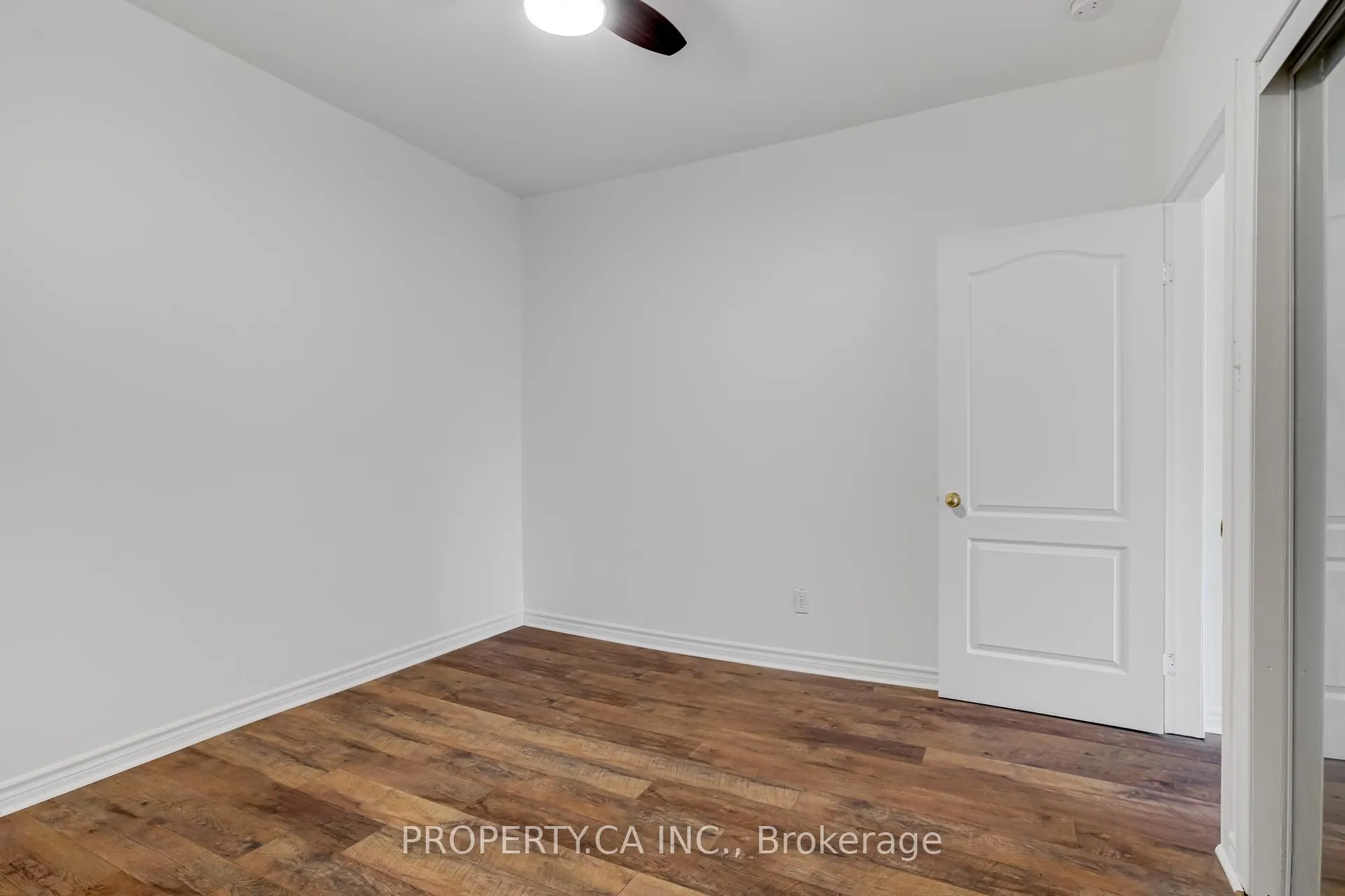 Photo 7 of Unit Unit #1, 136 Ontario Avenue, Hamilton, Stinson — HOMEH