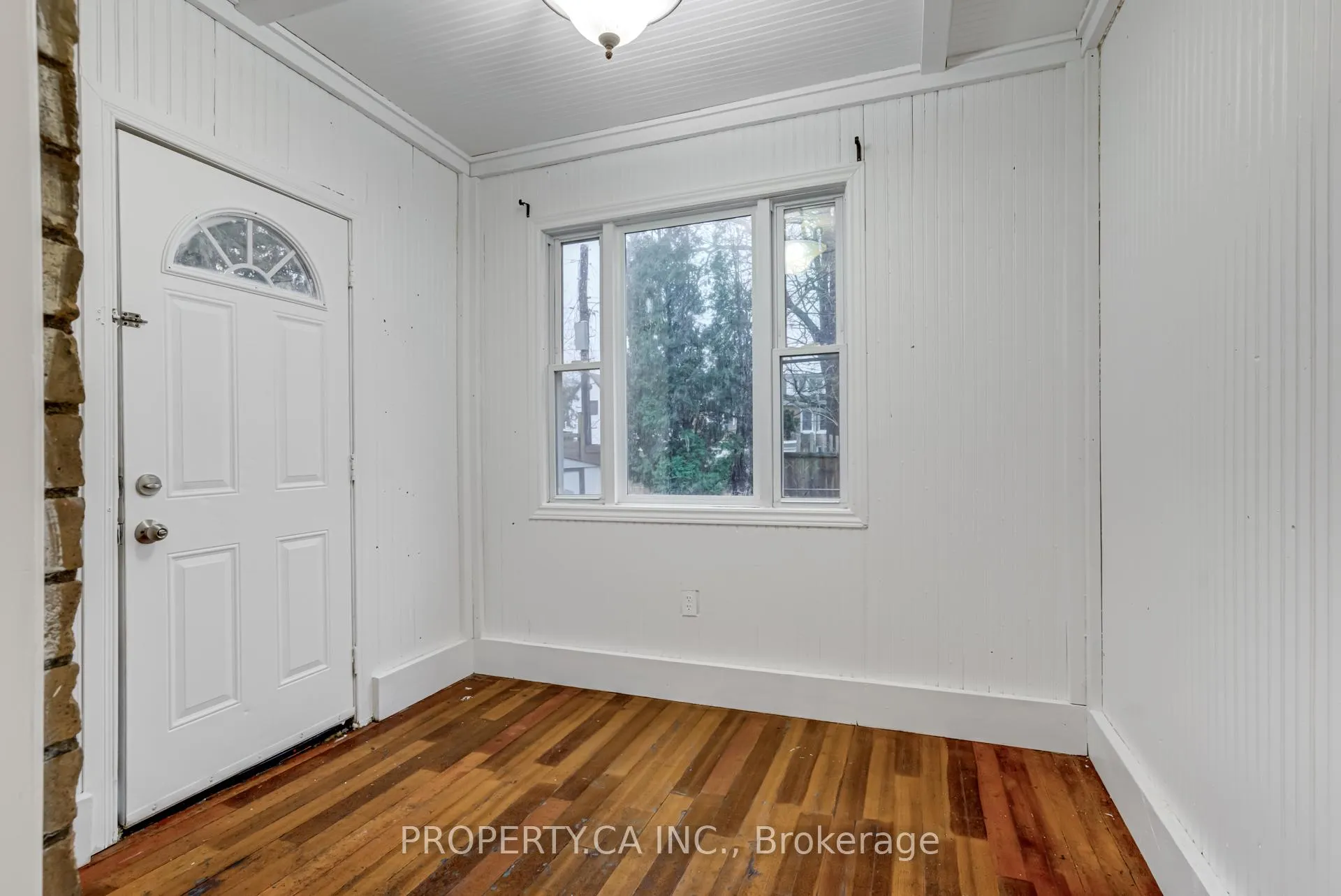 Photo 15 of Unit Unit #1, 136 Ontario Avenue, Hamilton, Stinson — HOMEH