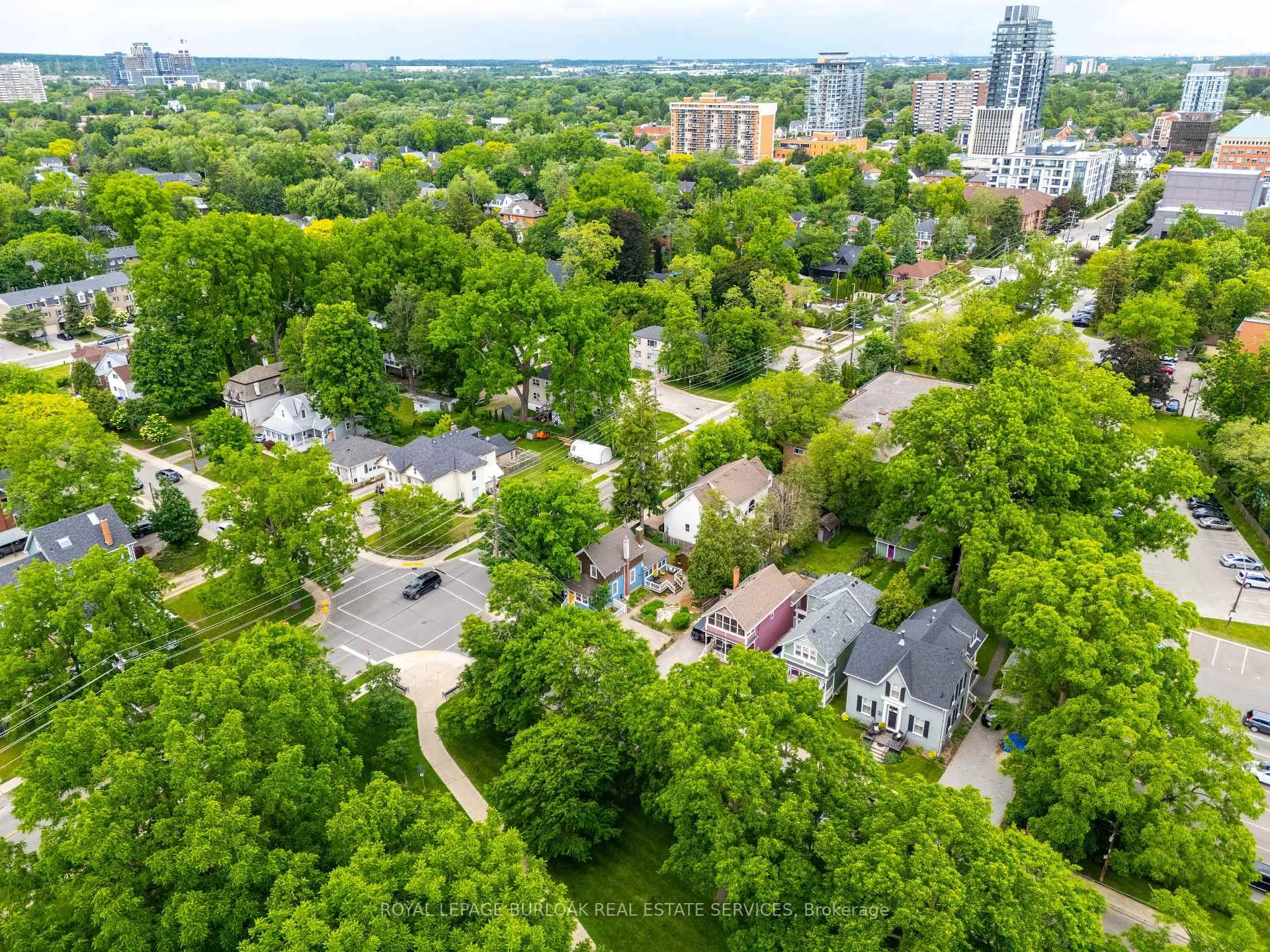 Photo 4 of 455 Nelson Avenue, Burlington, Brant — HOMEH