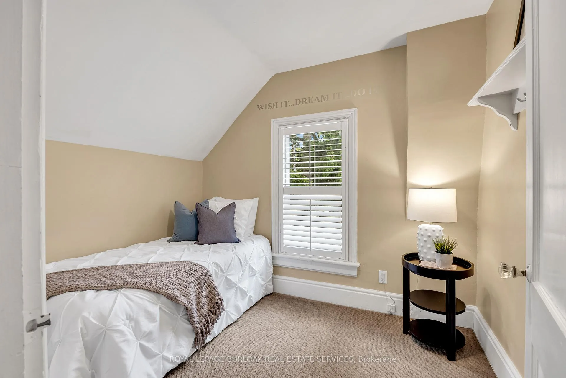 Photo 20 of 455 Nelson Avenue, Burlington, Brant — HOMEH