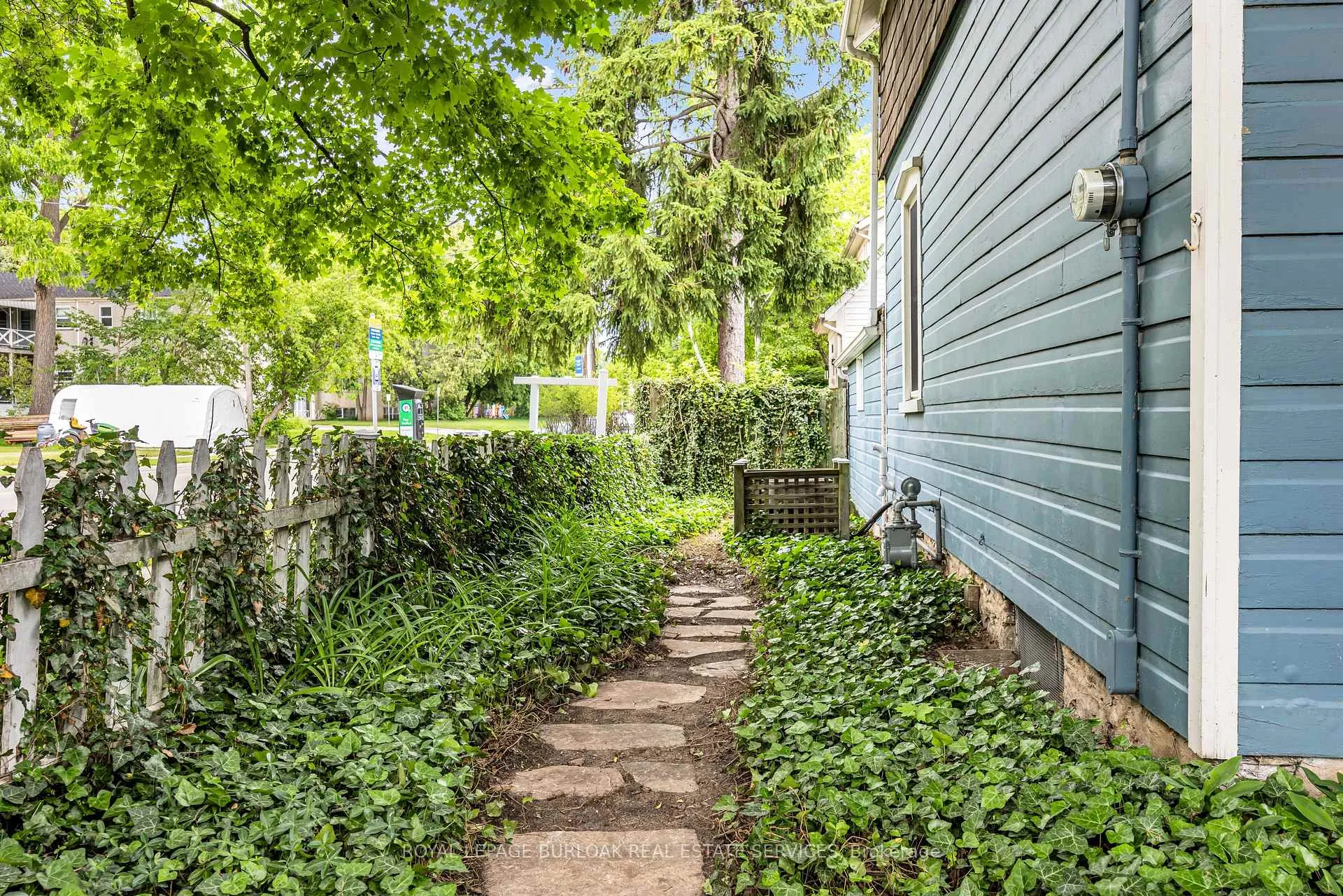Photo 26 of 455 Nelson Avenue, Burlington, Brant — HOMEH