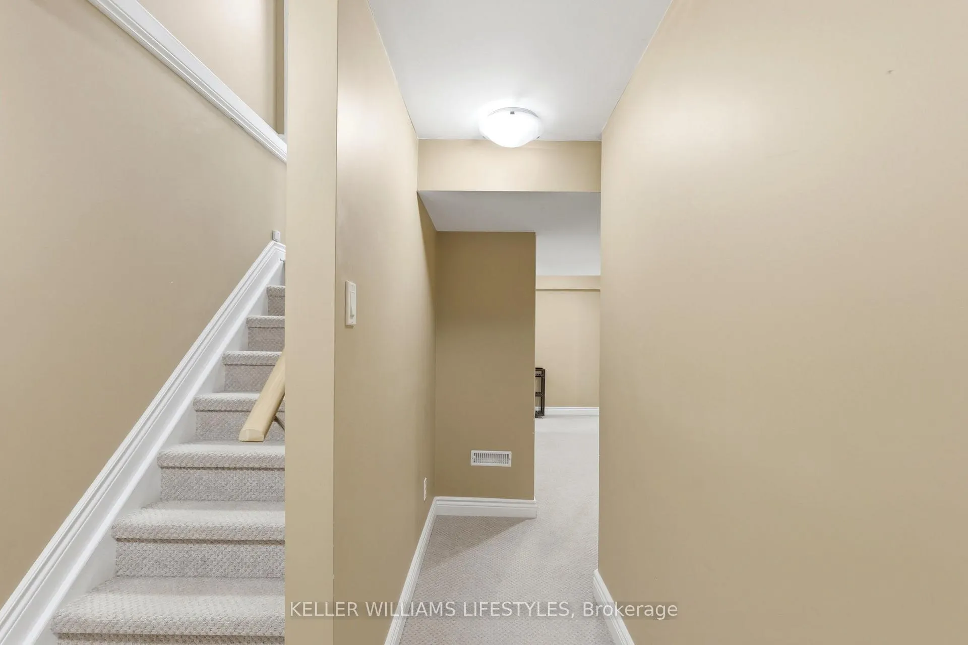 Photo 28 of 1127 Foxhunt Road, London, North S — HOMEH
