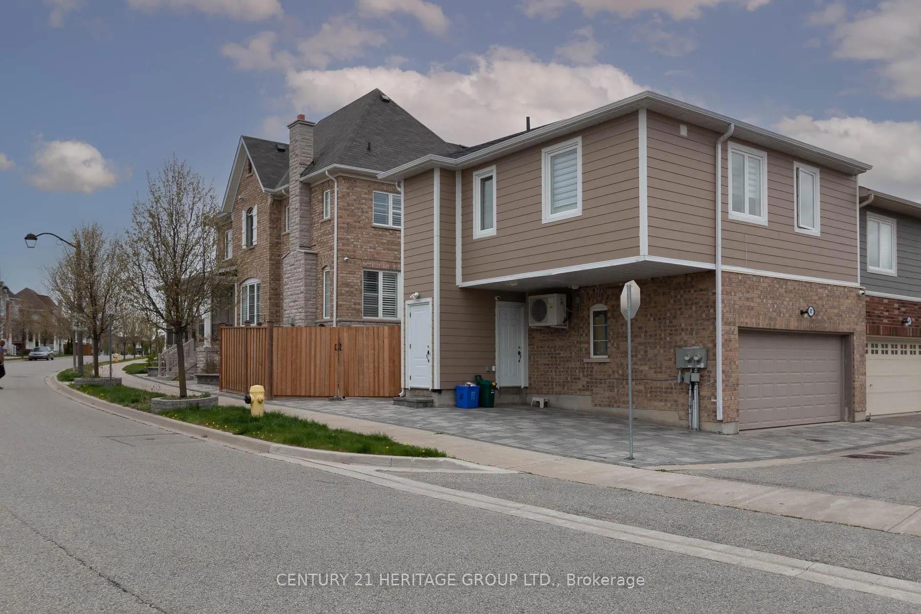 Photo 1 of 107 Lawrence Pilkington Avenue, Markham, Cornell — HOMEH