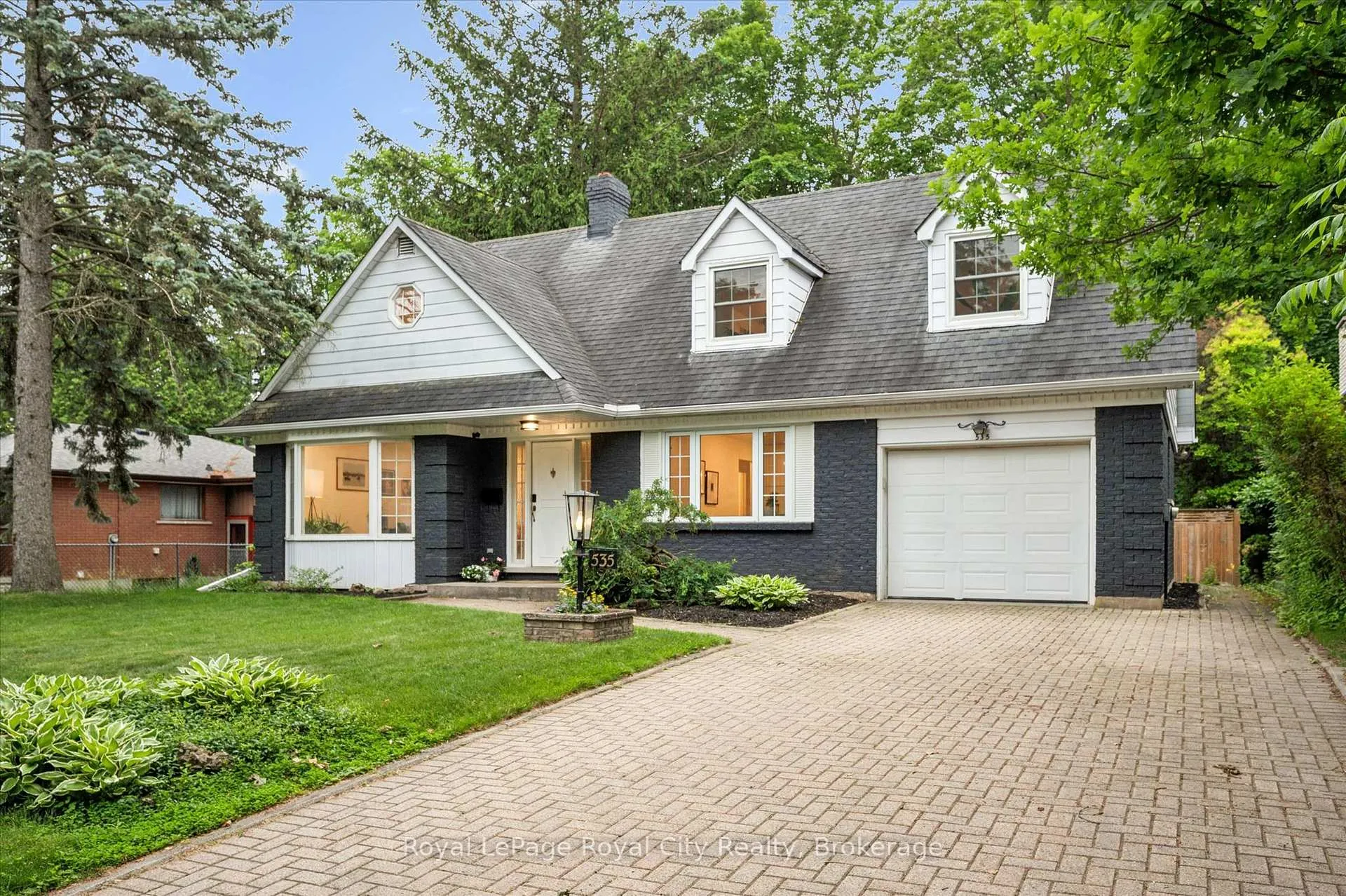 Photo 3 of 535 Sprucehill Avenue, Waterloo, Lakeshore Village — HOMEH