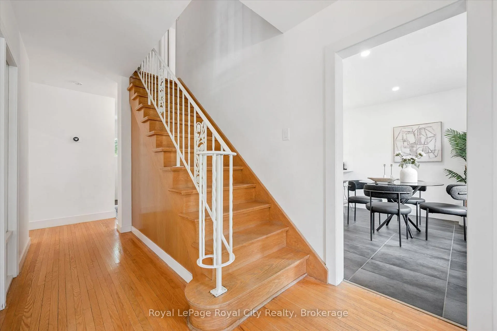 Photo 18 of 535 Sprucehill Avenue, Waterloo, Lakeshore Village — HOMEH