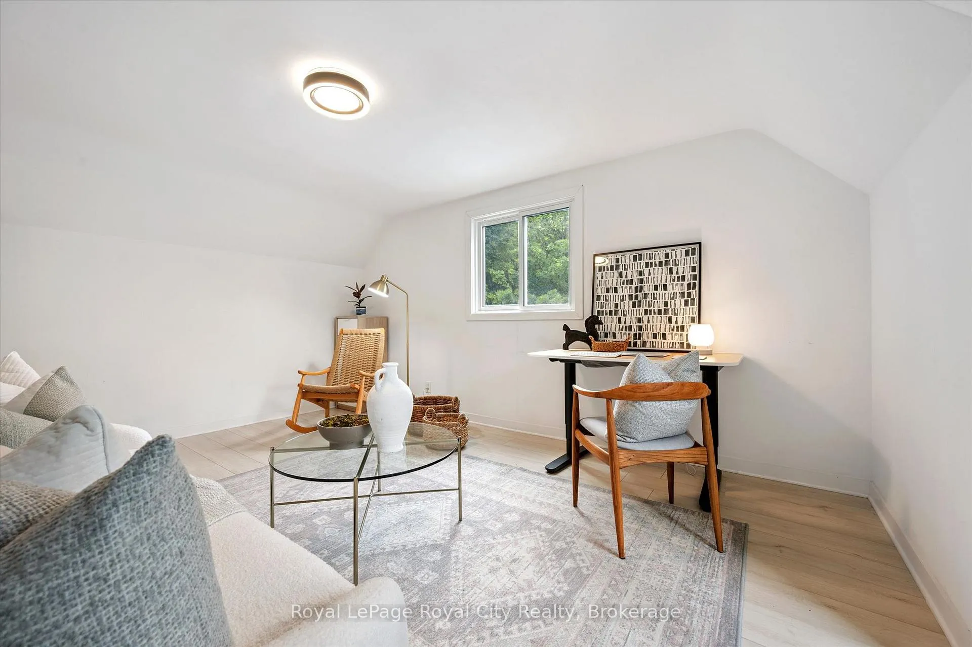 Photo 24 of 535 Sprucehill Avenue, Waterloo, Lakeshore Village — HOMEH