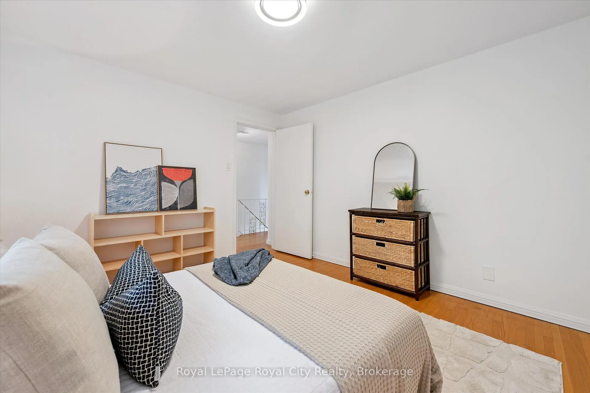 Photo 26 of 535 Sprucehill Avenue, Waterloo, Lakeshore Village — HOMEH