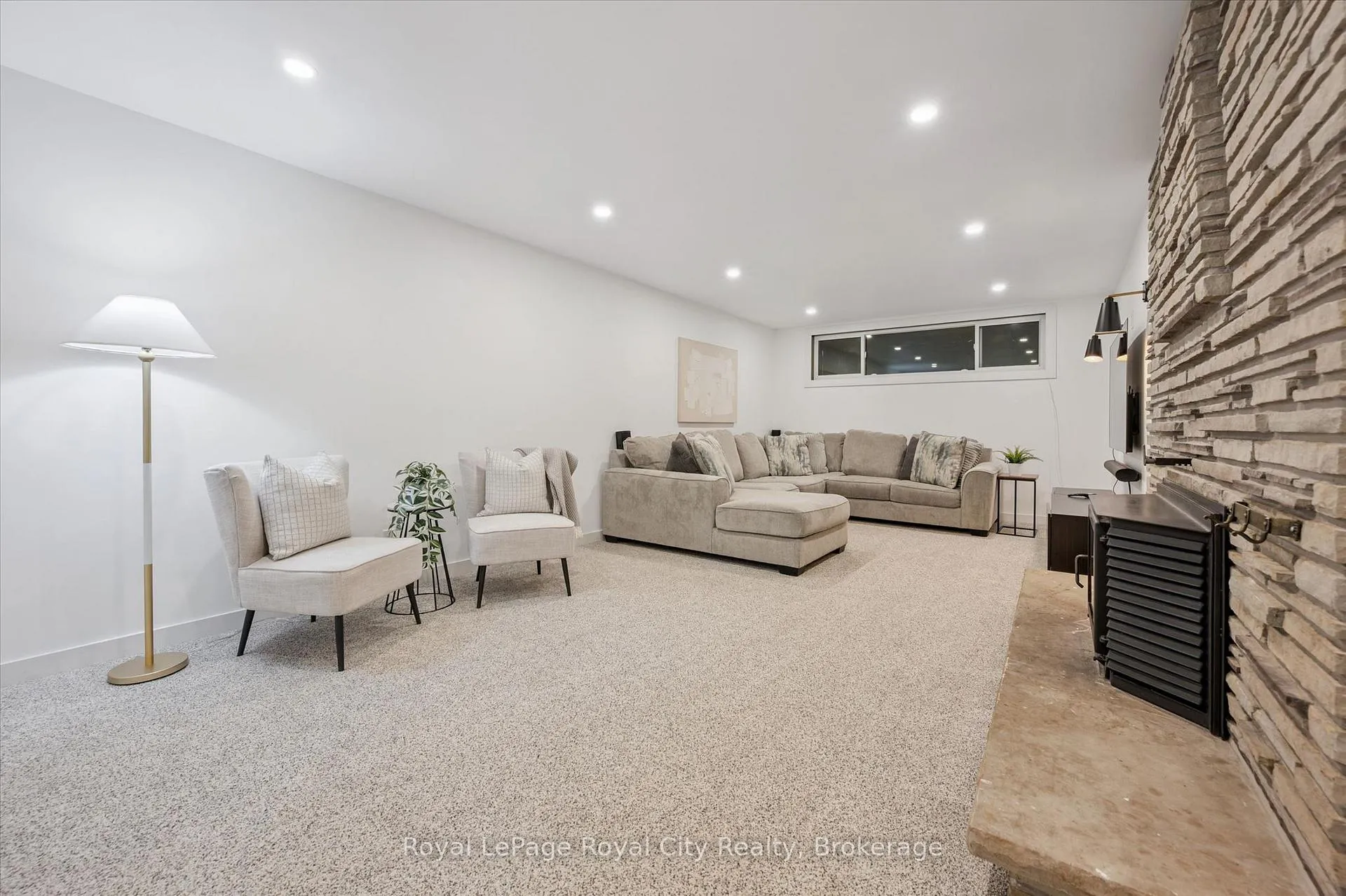 Photo 31 of 535 Sprucehill Avenue, Waterloo, Lakeshore Village — HOMEH