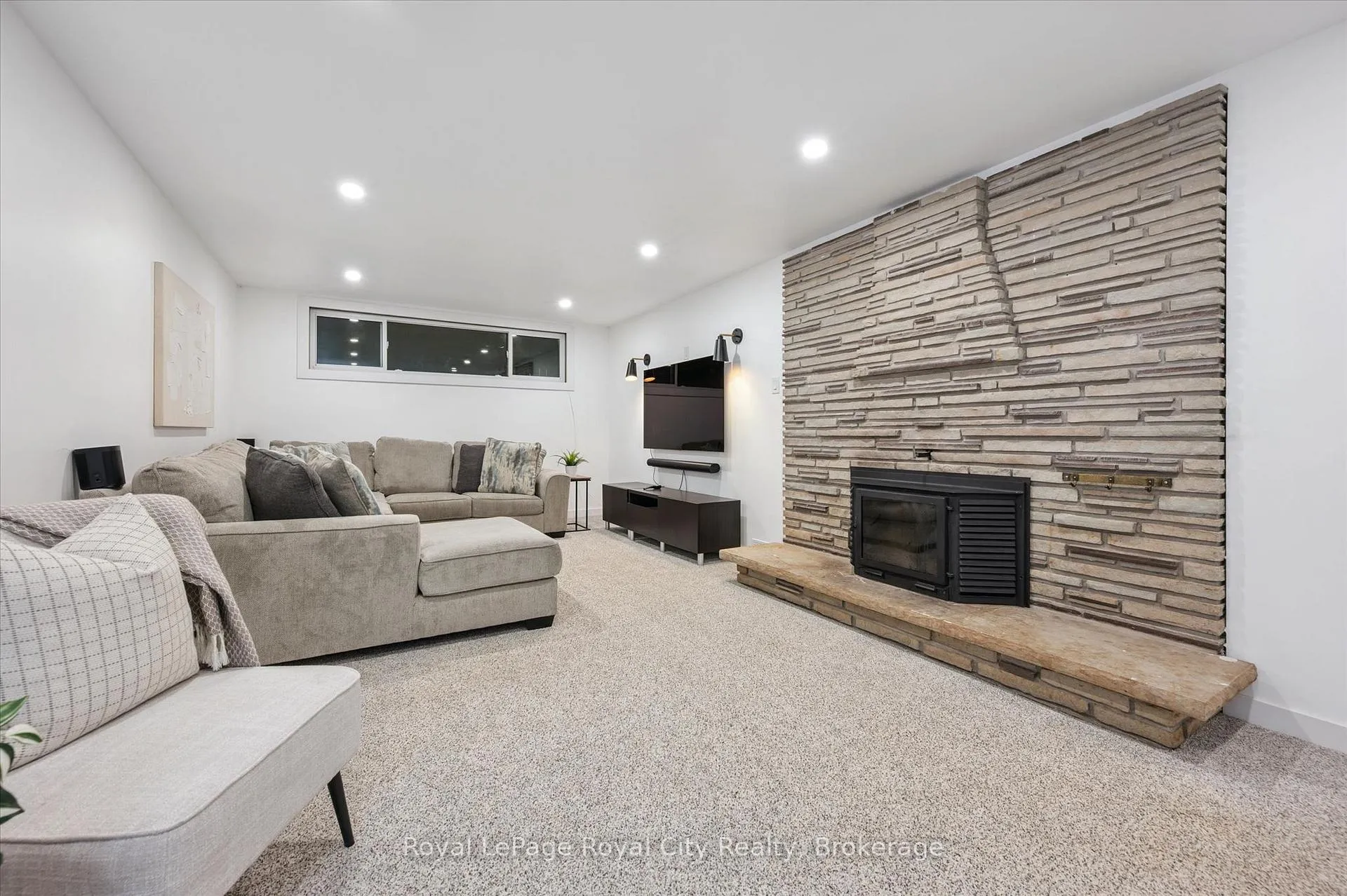 Photo 32 of 535 Sprucehill Avenue, Waterloo, Lakeshore Village — HOMEH